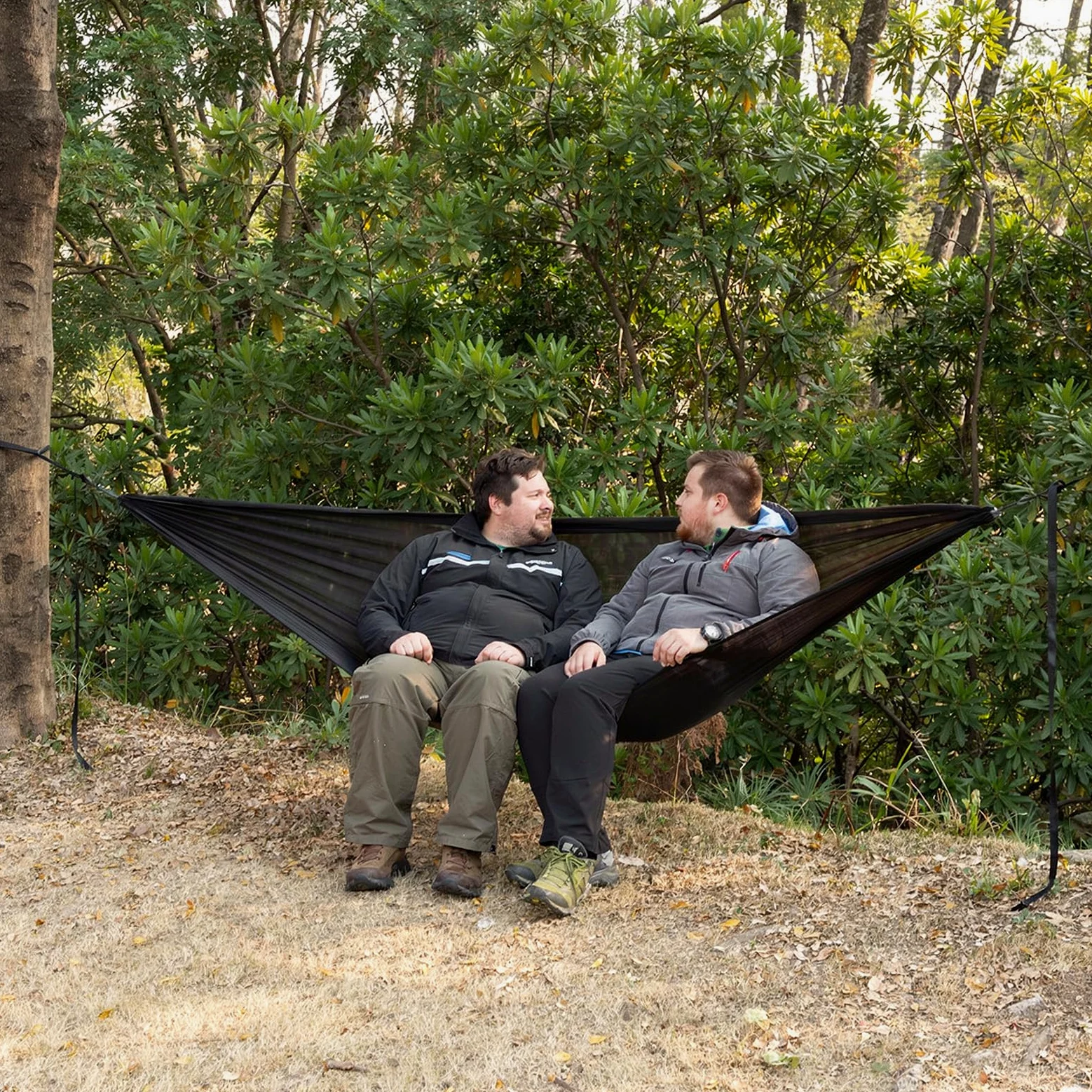 Night Cat Hamac Extérieur Ultraléger: Hamac Suspendu 0,35 KG pour 1 Personne Idéal pour Le Camping Le Bivouac Et La Randonnée