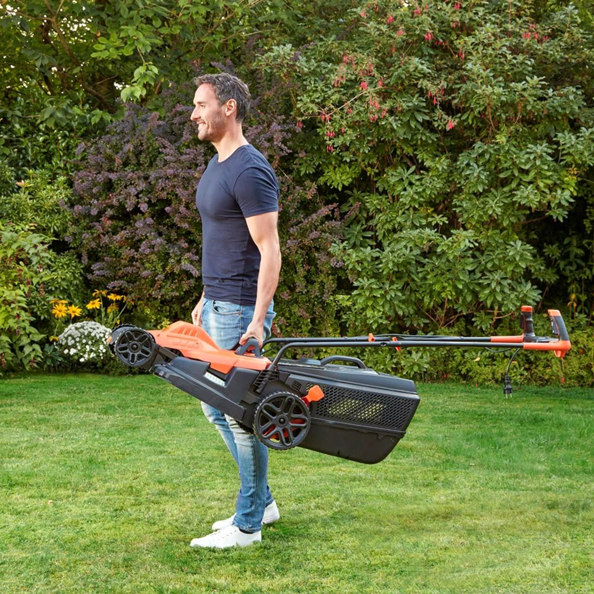 BLACK+DECKER Tondeuse Filaire 1800W, Tondeuse à Gazon Electrique 42 cm, 6 hauteurs réglables 20, 30, 40, 50, 60 et 70 mm, Tondeuse avec Poignée Bike, BEMW481BH-QS