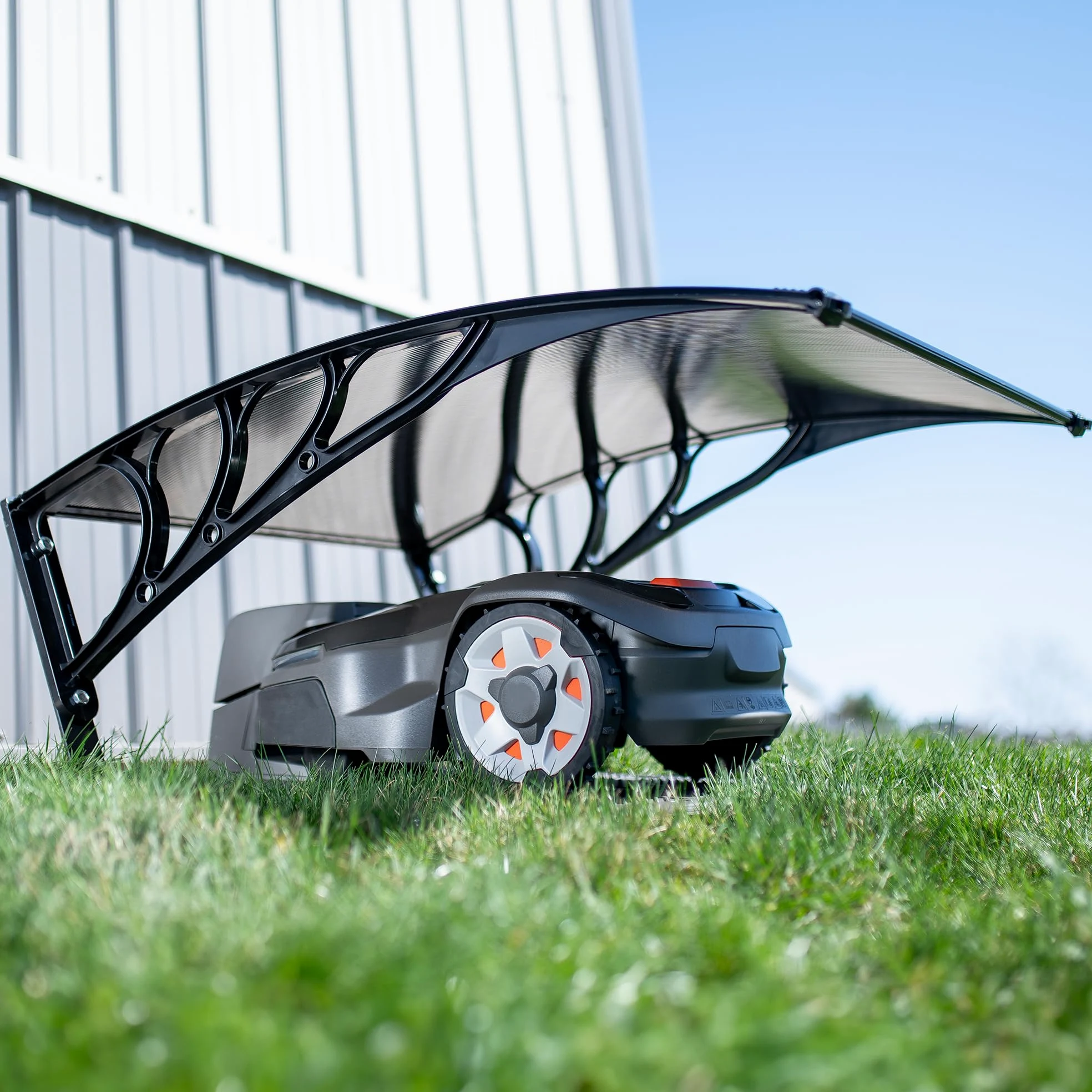 Life Finds LF-RLS1 Bâche d'ombrage d'extérieur conçue pour les tondeuses à gazon robotiques, toit de garage portable pour tondeuses à gazon, auvent en polycarbonate résistant aux intempéries, noir