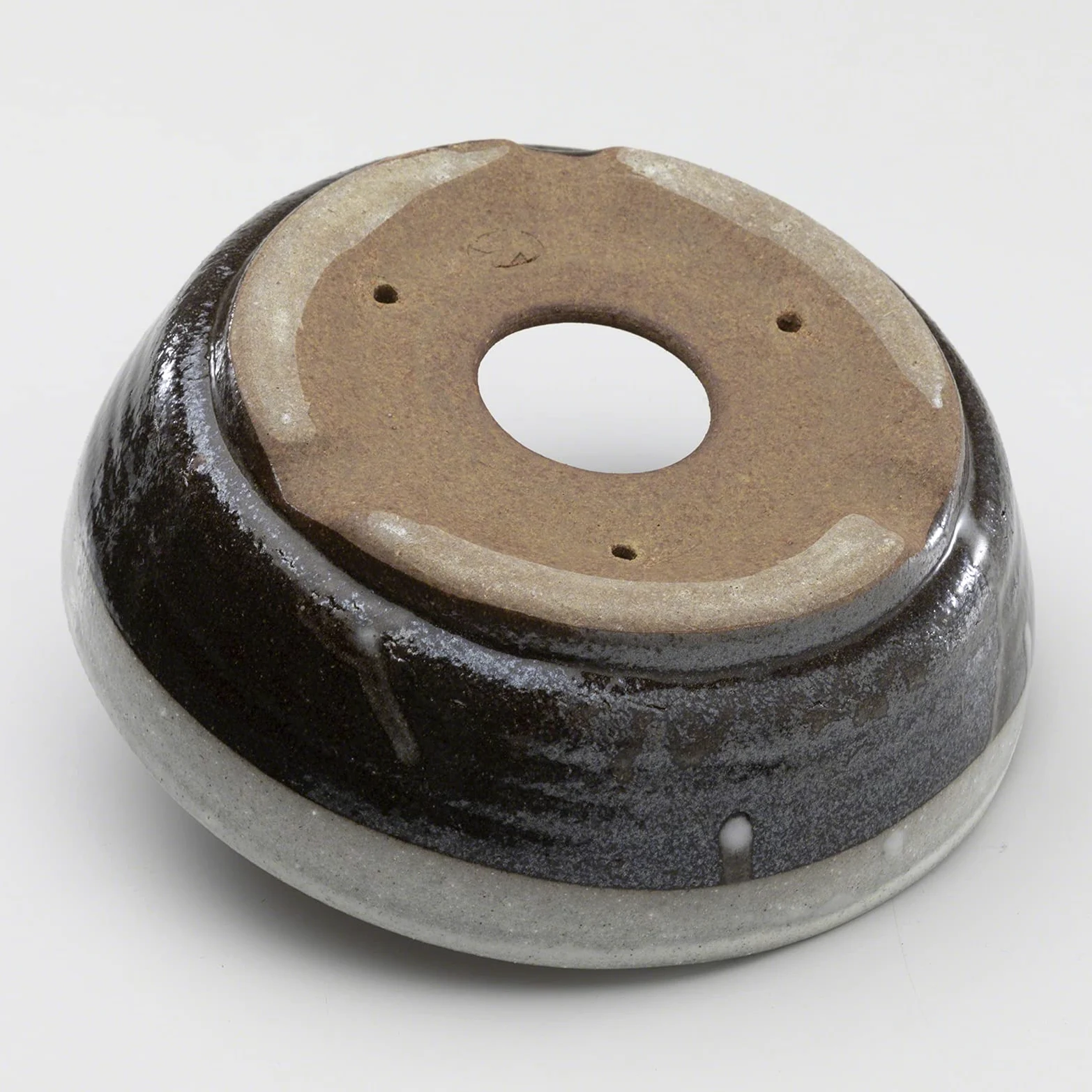 Wazakura Pot à Bonsaï en Céramique Émaillée avec Trou Drainage 17 cm, Fabriqué au Japon, Pot de Fleurs Japonais, Bol pour Plantes, Sable Beige avec Bande Blanche, Artisanat de Style Shigaraki