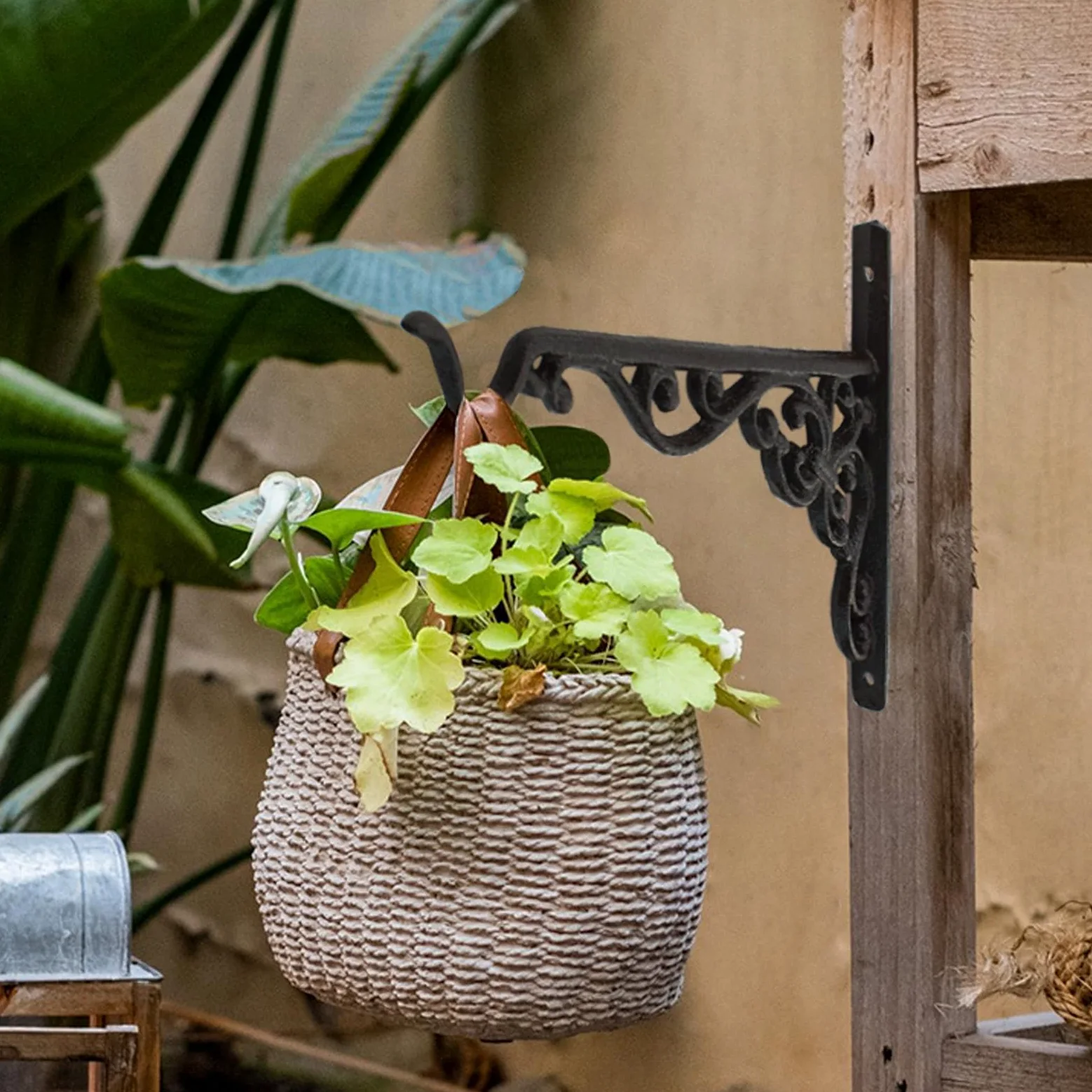 Lot de 2 supports de plante à suspendre de 25 cm, crochets muraux en fer forgé pour intérieur et extérieur, crochets muraux pour mangeoire à oiseaux/lanterne carillons éoliens