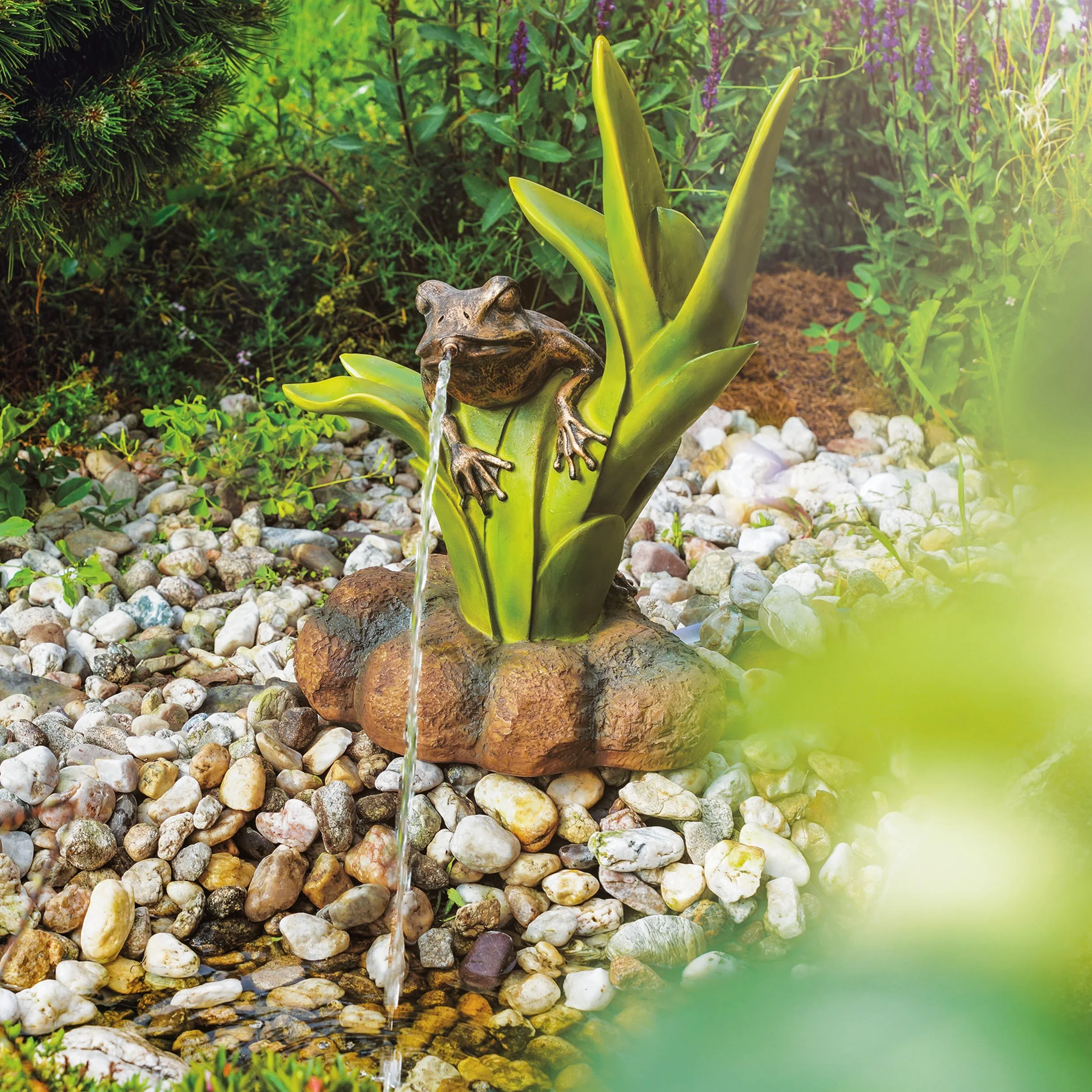 Esotec fontaine solaire grenouille assise statue jardin pompe submersible 22 cm