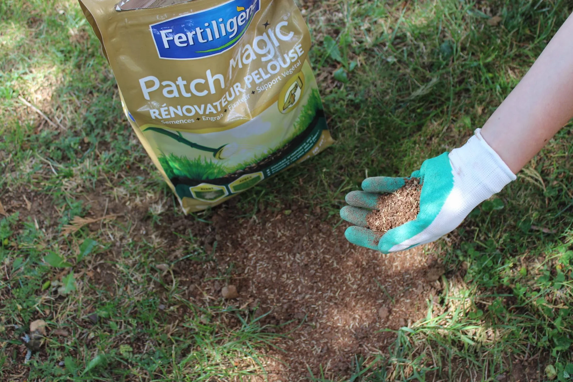 FERTILIGÈNE Patch Magic Rénovateur de Pelouse 7kg – Formule 4-en-1 – Pousse en 4 Jours – Pour 30 m²