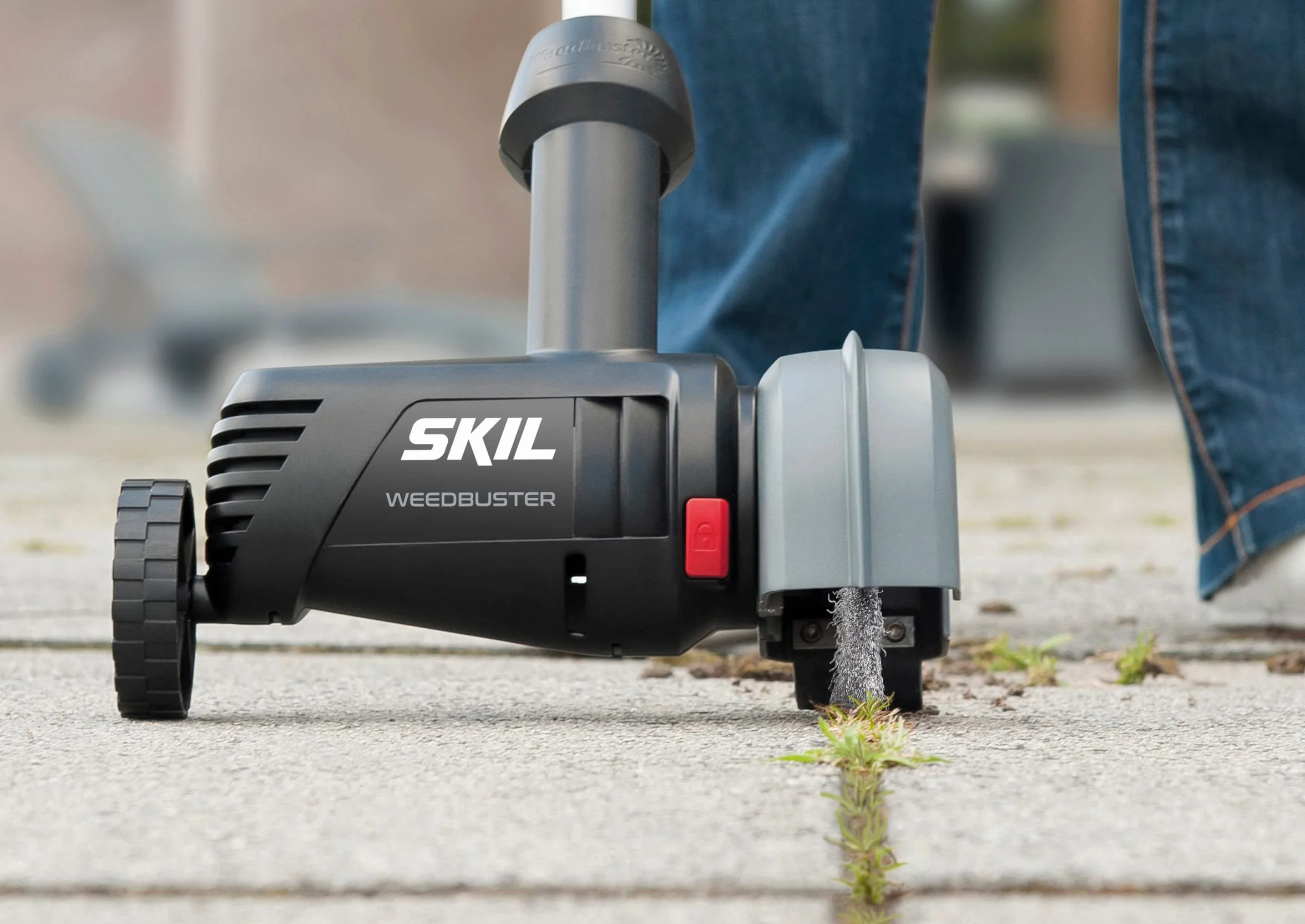 Skil Désherbeur électrique 0700 AG Brosse à fils acier (500W, 3000 tr/min, fonction Télescopique, Easy Storage)
