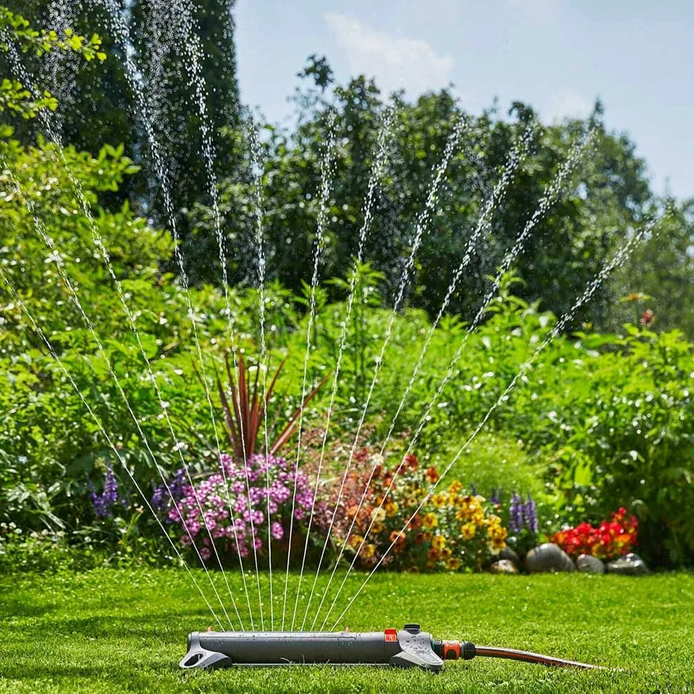 Gardena 18710-34 - Set aspersor Oscilante Aquazoom S Adaptable a jardines de 9 a 150M2