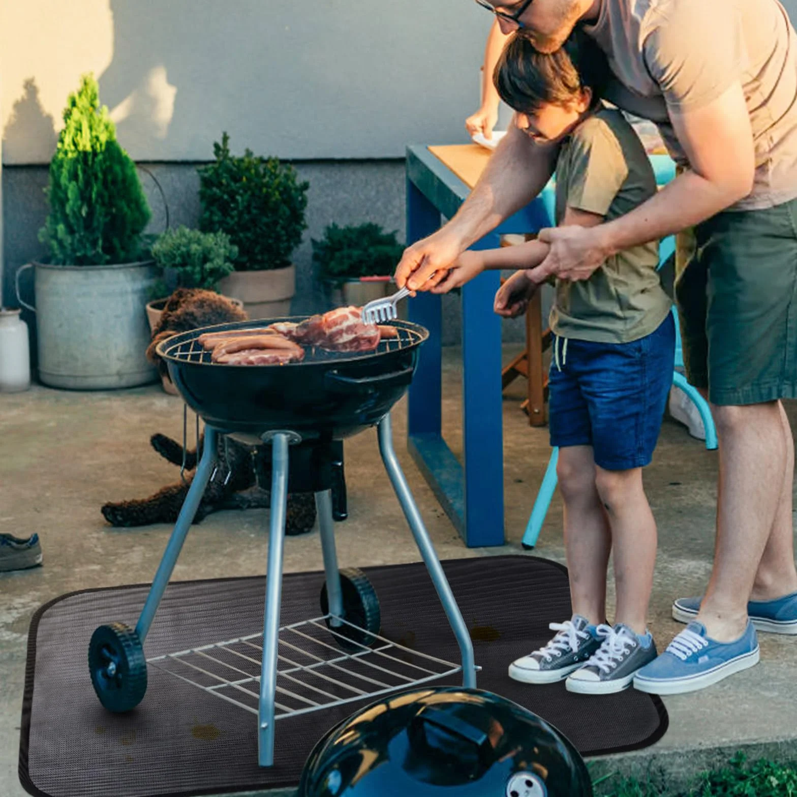 Tapis de Protection Thermique Pliable 60x105 cm Ignifuge Anti-étincelles pour Barbecues Poêles à Bois Sol