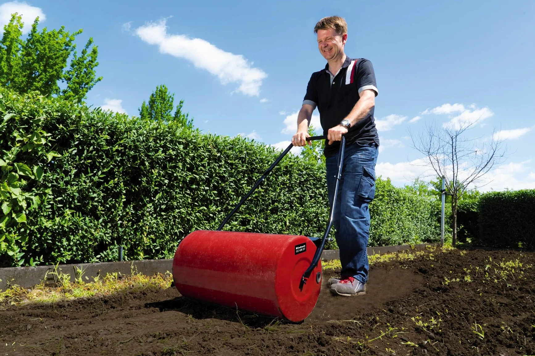 Einhell Motobineuse électrique GC-RT 1440 M (1400 W, Largeur de travail 40 cm, 20 cm) & Rouleau à gazon GC-GR 57 (Epaisseur du métal 1,5 mm, Largeur rouleau 57 cm, Diamètre du rouleau 32 cm)