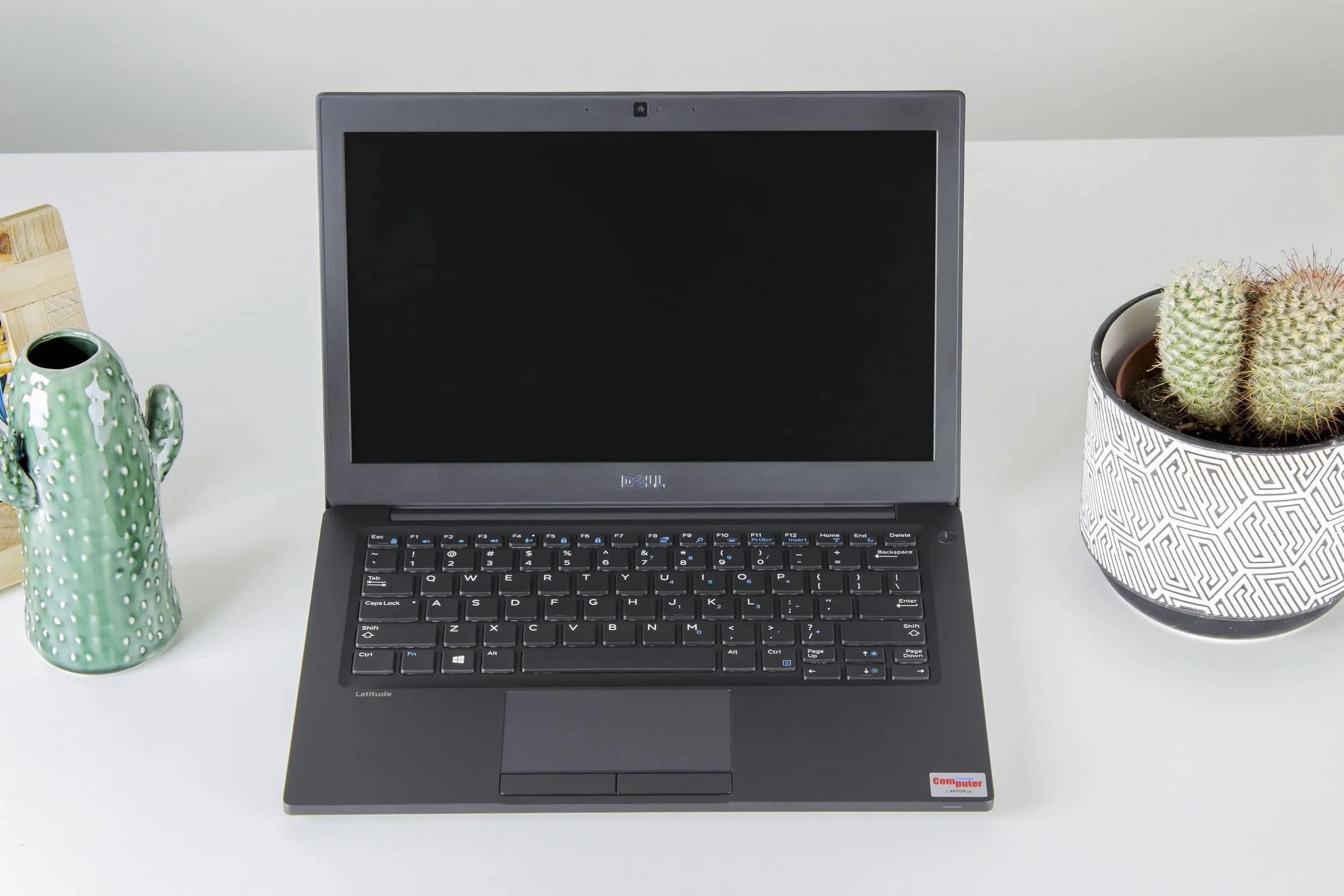 Dell Latitude 7280 Core i5 6Gen 12,5" HD 8 Go 256 Go SSD Windows 10 Ordinateur portable professionnel reconditionné