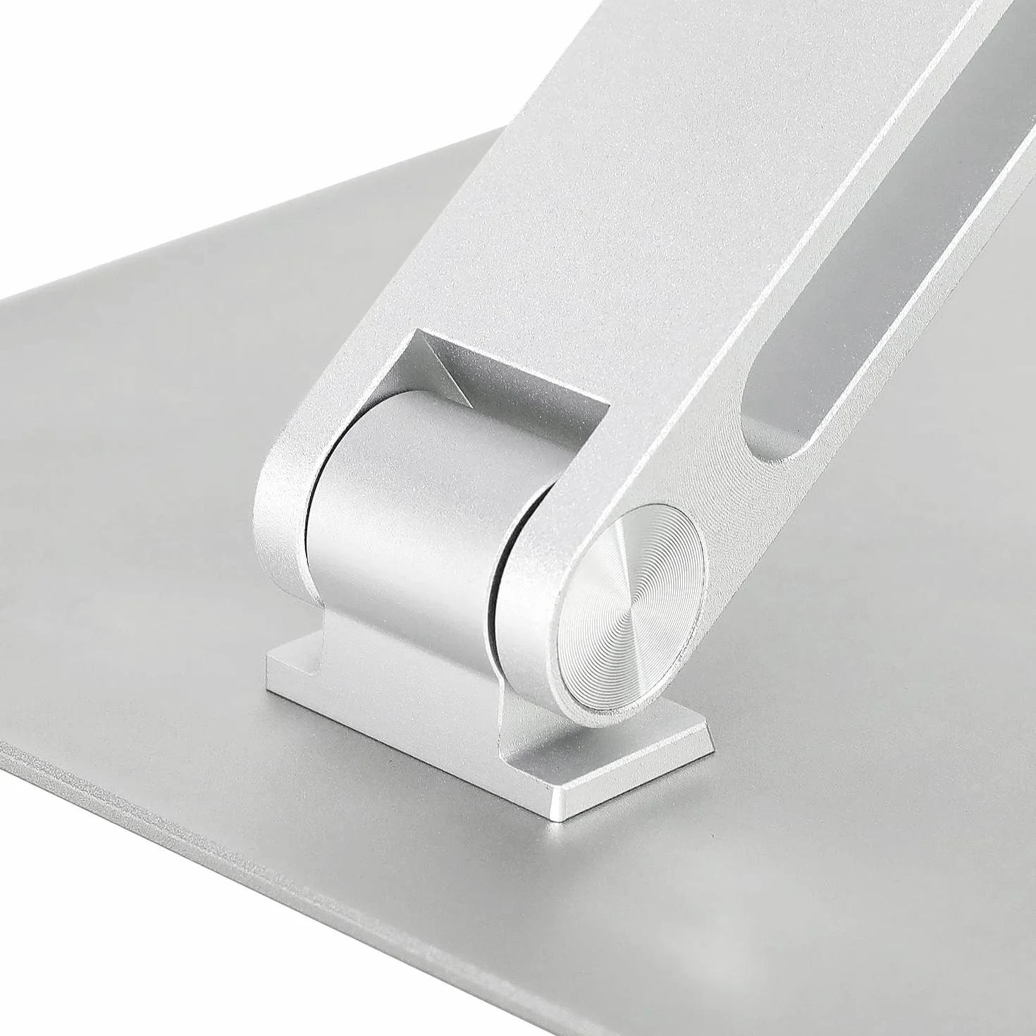 Amazon Basics Support Ergonomique Ordinateur Portable Multi-Angle Ventilation Thermique 25,4cm-43,2cm Argent