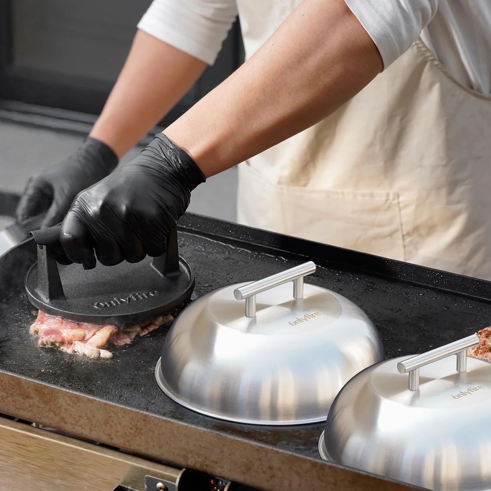 Onlyfire Set Smash Burger 3 Pièces, Presse à Burger Fonte et 2 Cloches Cuisson Acier Inoxydable, Kit Plancha Barbecue