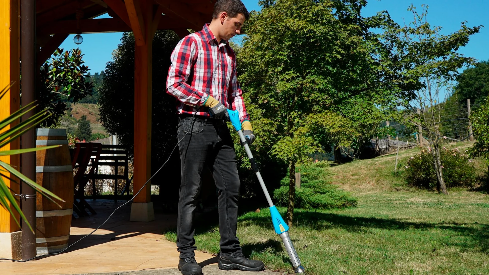 Matabi Weeder brûleur électrique - Élimine Les Mauvaises Herbes - Comprend Une Lance télescopique et Un Cable de 2 m - Poignée Ergonomique - Idéal pour Le Jardin - Fabriqué en Espagne