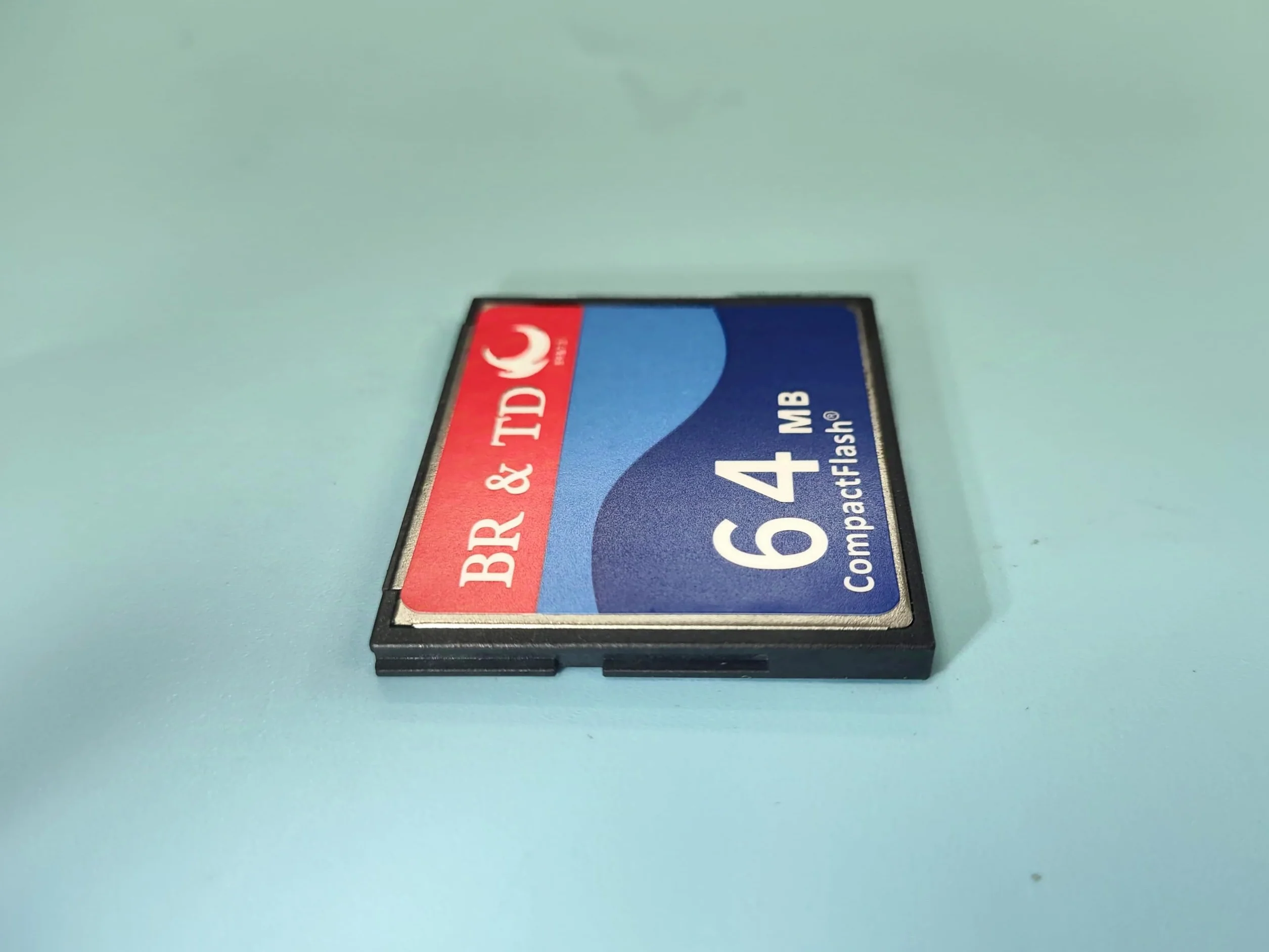 Carte mémoire flash compacte CF 64MB
