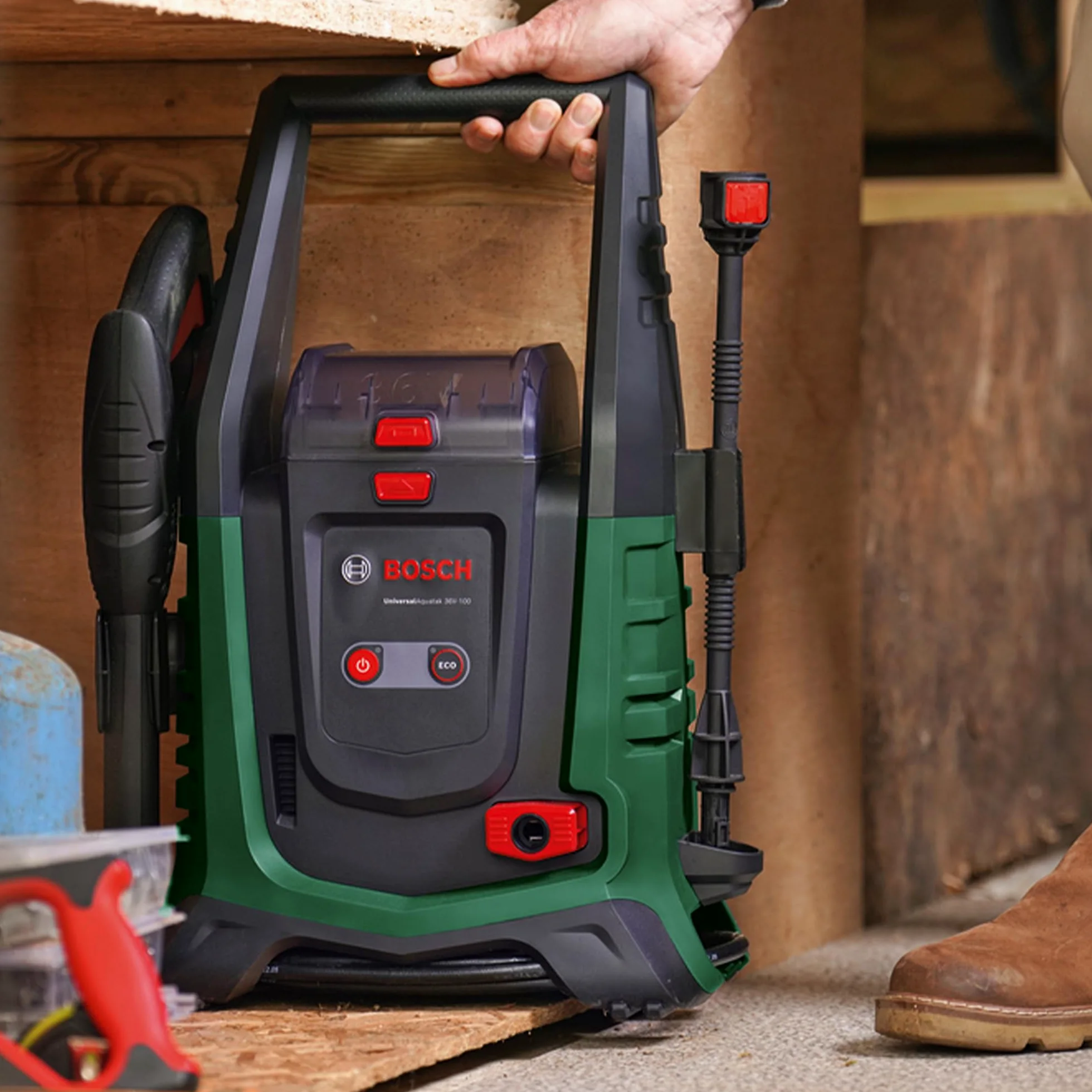 Bosch Set de nettoyage haute-pression sans fil et mobile UniversalAquatak 36V-100 (Pour un nettoyage efficace; système 36 Volt; jusqu'à 45 minutes d'autonomie; kit d'auto-amorçage; sans batterie)