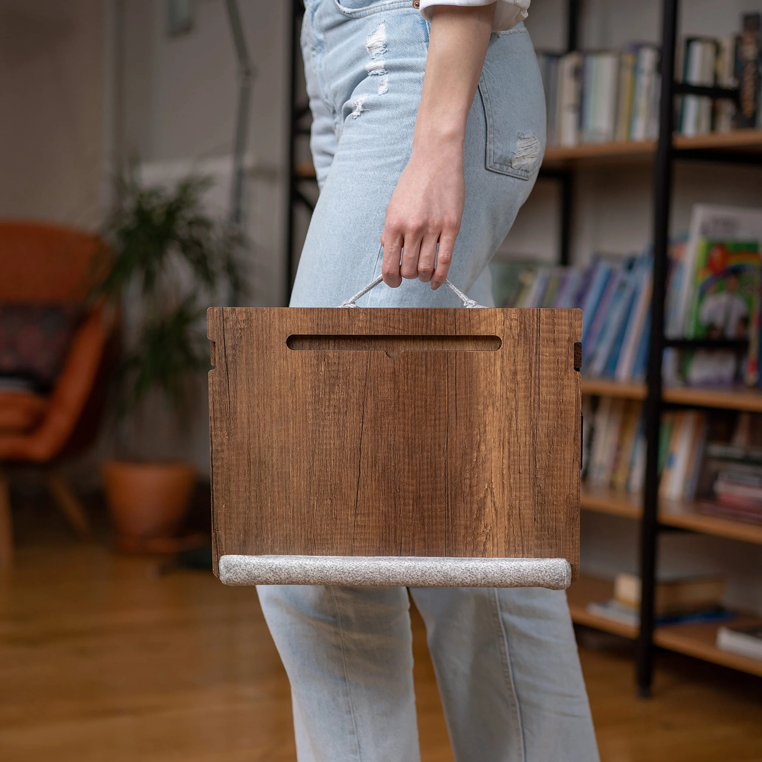 Vigo Wood Plateau pour Ordinateur Portable Ergonomique avec Fond Rembourré et Tiroir Hauteur Réglable