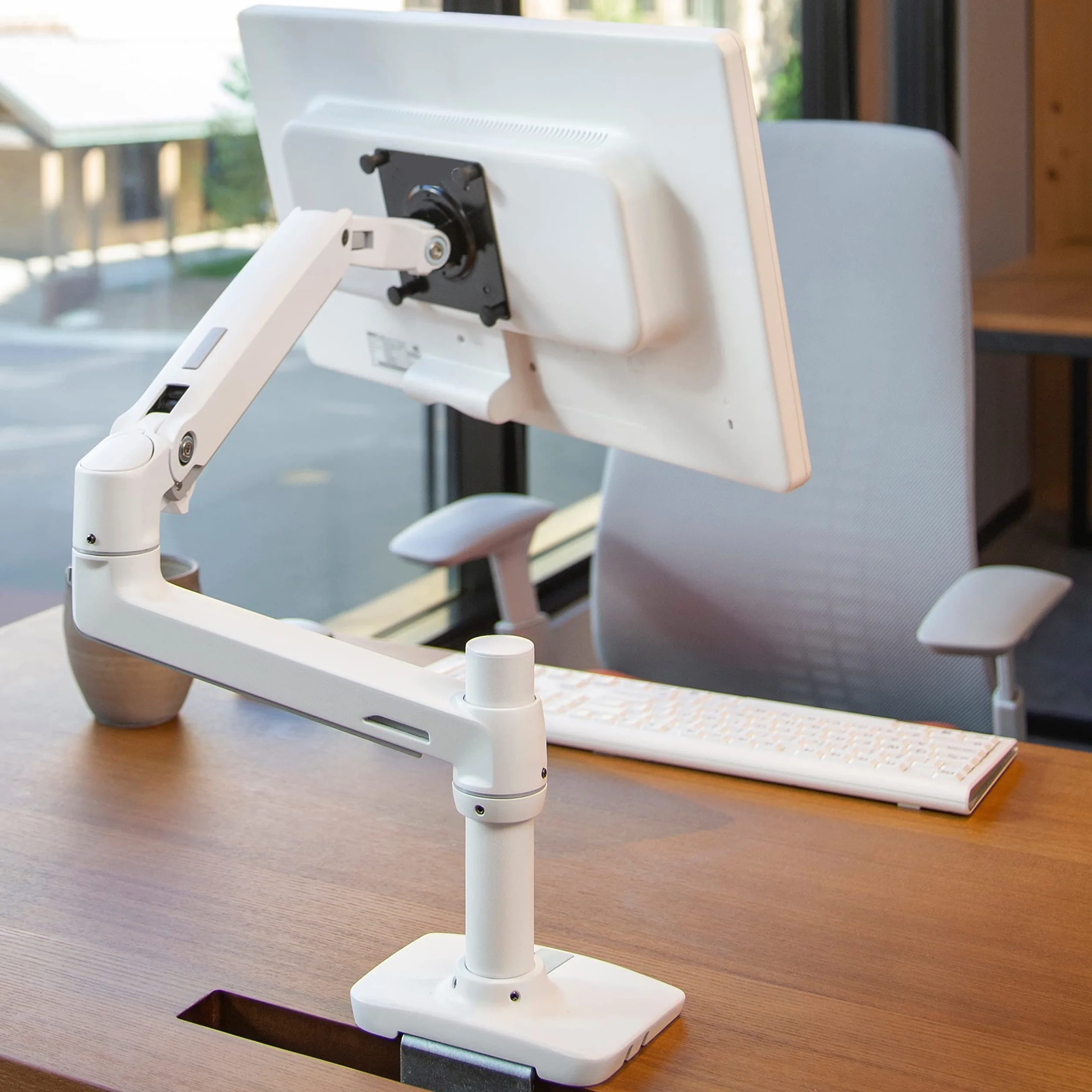 Ergotron Bras LX Premium Support Mono-écran 34 Pouces VESA 75x75/100x100 Blanc