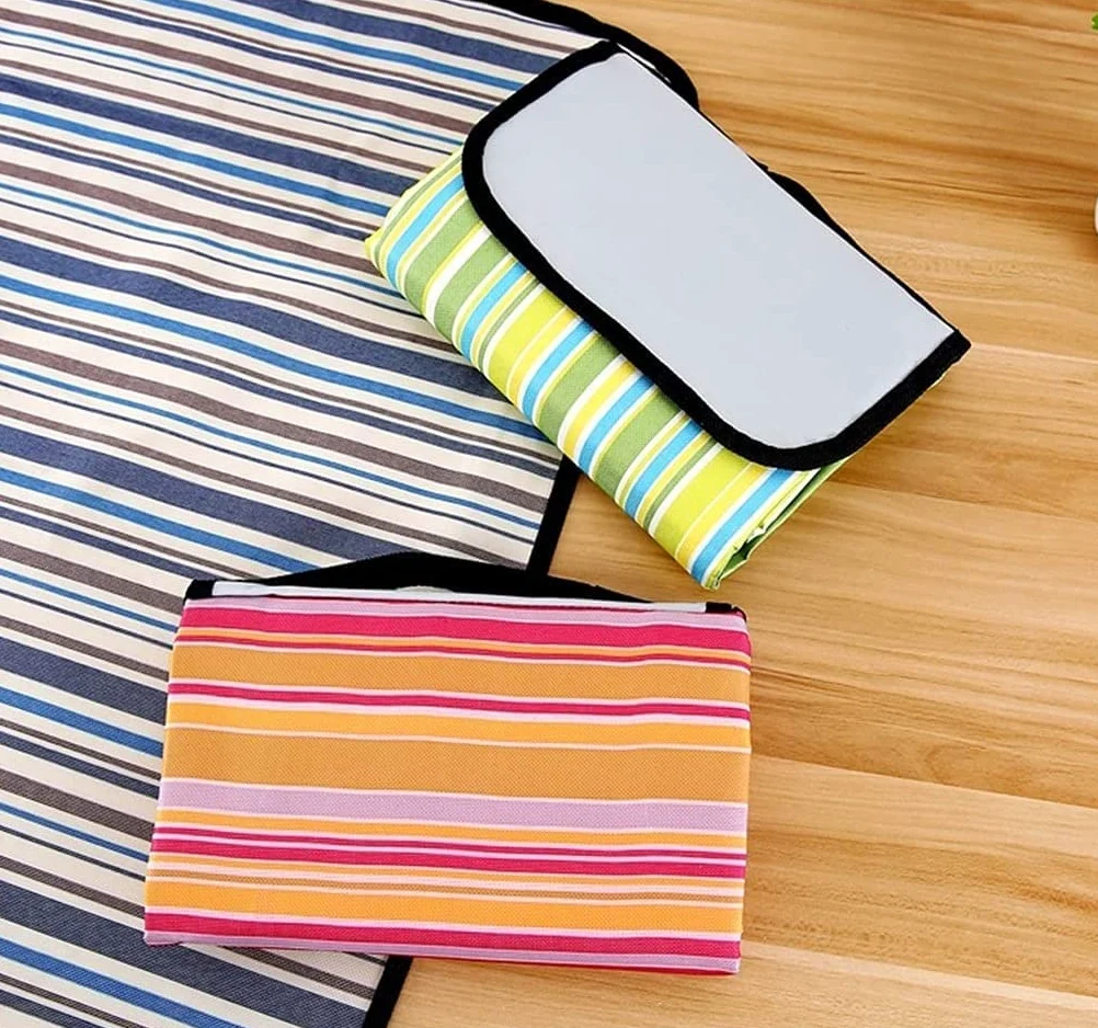 Nappe Pique Nique Couverture de Pique-Nique Portable Tapis Camping avec Sangle Transport Pliable for Les Voyages randonnée dans Le Parc Extérieur Tapis(A)