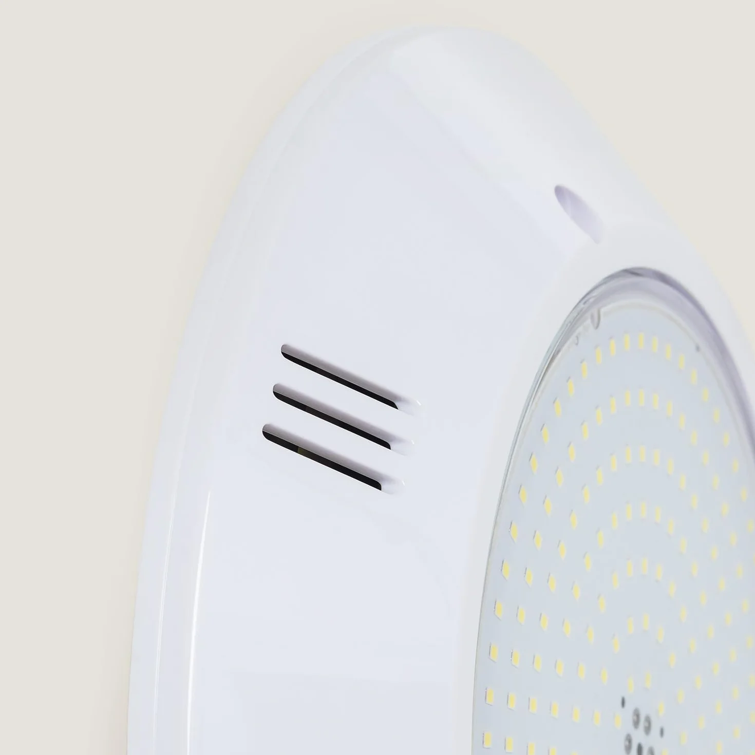 LEDKIA LIGHTING Spot LED Piscine Submersible 12V DC IP68 20W 6000K Blanc froid