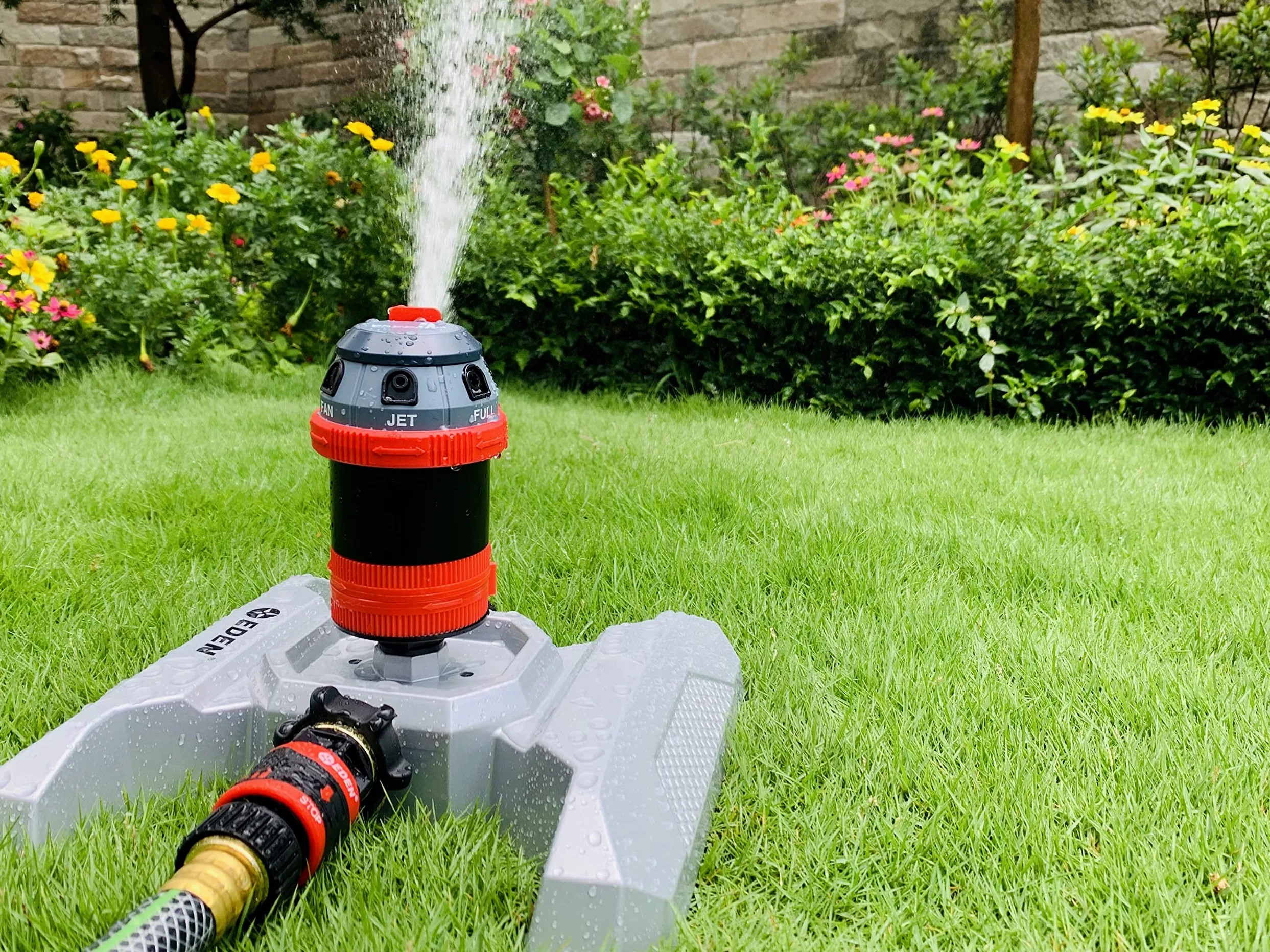 Eden 96122 Arroseur de Jardin Rotatif Mobile en métal réglable à 6 Modes pour Cour avec kit de démarrage à Connexion Rapide, arrose jusqu'à 24,4 m de diamètre