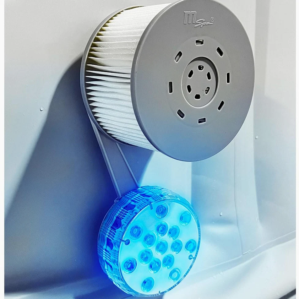 Lumière LED RGB submersible avec télécommande | Lumière sous-marine avec 16 couleurs et 4 modes, étanche pour piscine, aquarium, baignoire et décorations lumineuses (lumière LED RGB avec