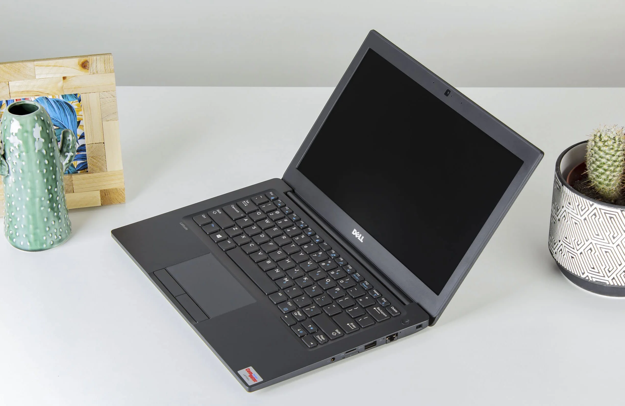 Dell Latitude 7280 Core i5 6Gen 12,5" HD 8 Go 256 Go SSD Windows 10 Ordinateur portable professionnel reconditionné
