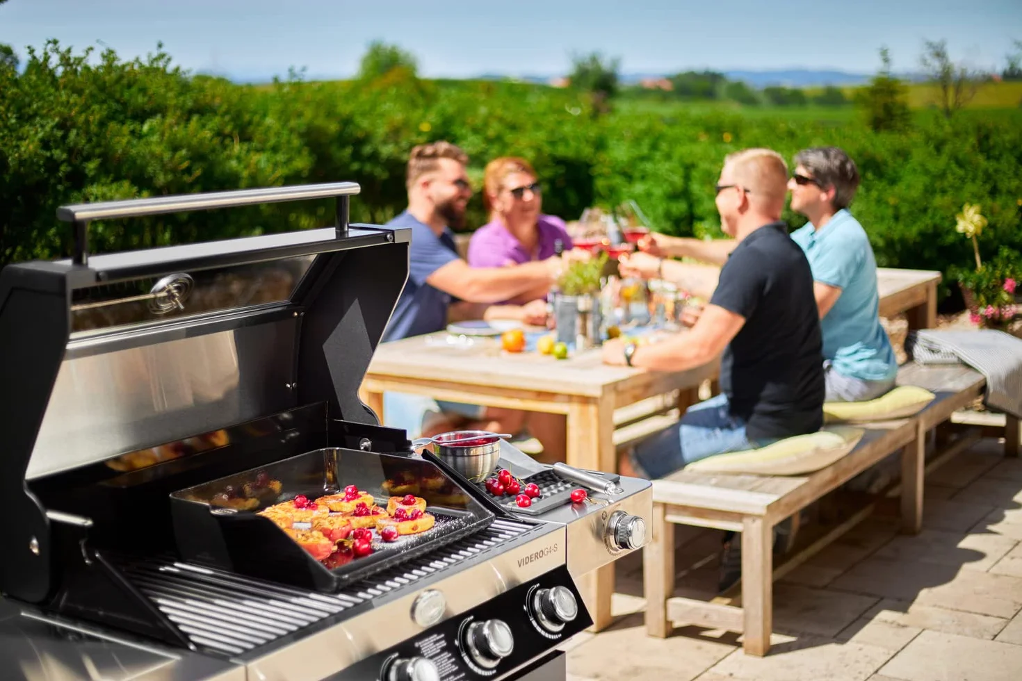 RÖSLE Spatule à plancha large acier inoxydable 18/10, retourner viande et légumes