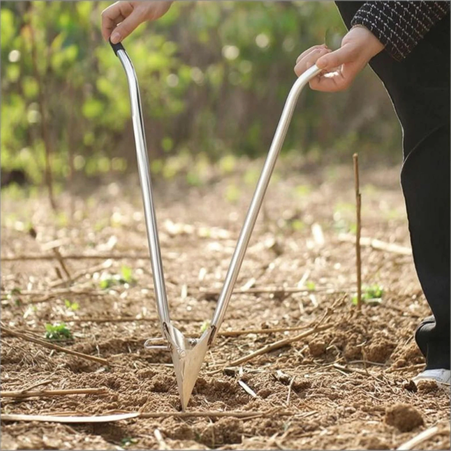 Plantoir de Légumes Manuel Transplantoir Outil de Plantation Semoir à Manche Long Guidage des Racines Taux de Reprise, Taille Unique, Acier Inoxydable Épaissi, Poignée Simple