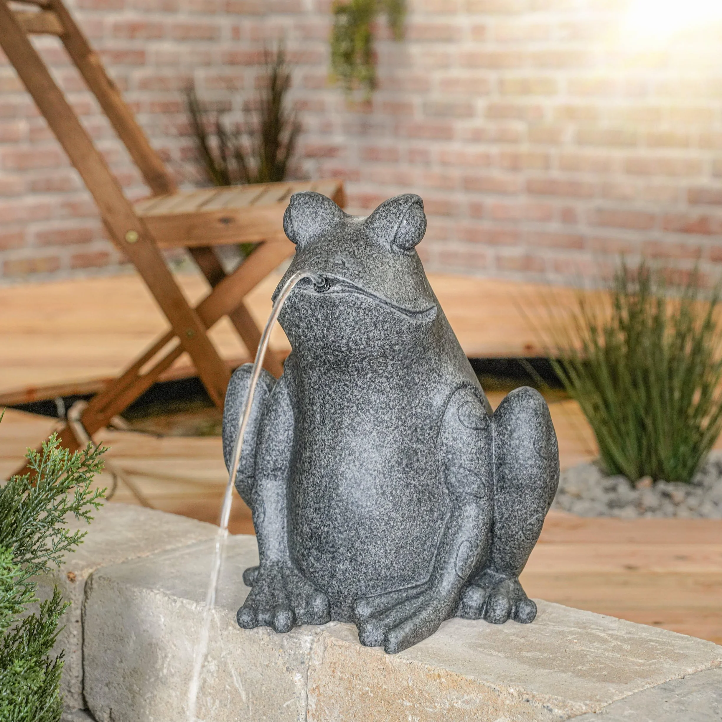 Esotec Kit gargouille solaire grenouille assise pompe solaire statue de jardin fontaine extérieure hauteur 30 cm