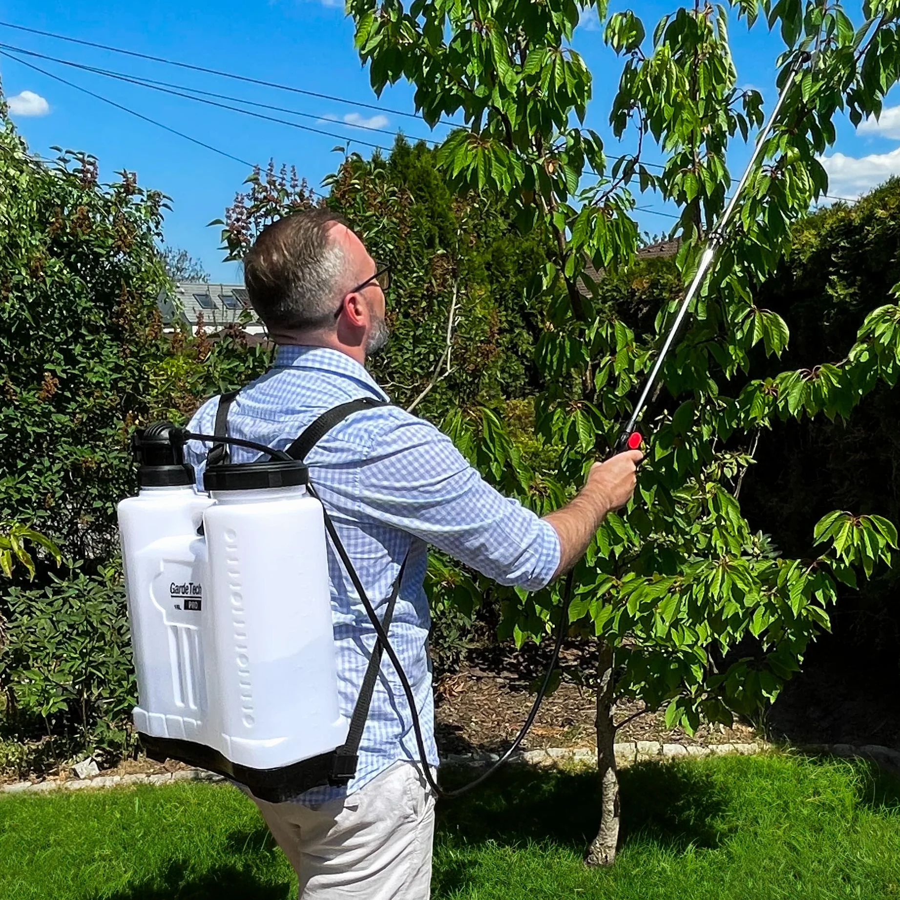 Pulvérisateur à pression 20L - Pulvérisateur à dos avec pression 4 bars, 4 buses de pulvérisation, lance télescopique de 100 cm, tuyau de 145 cm - Pulvérisateur de jardin pour protection des