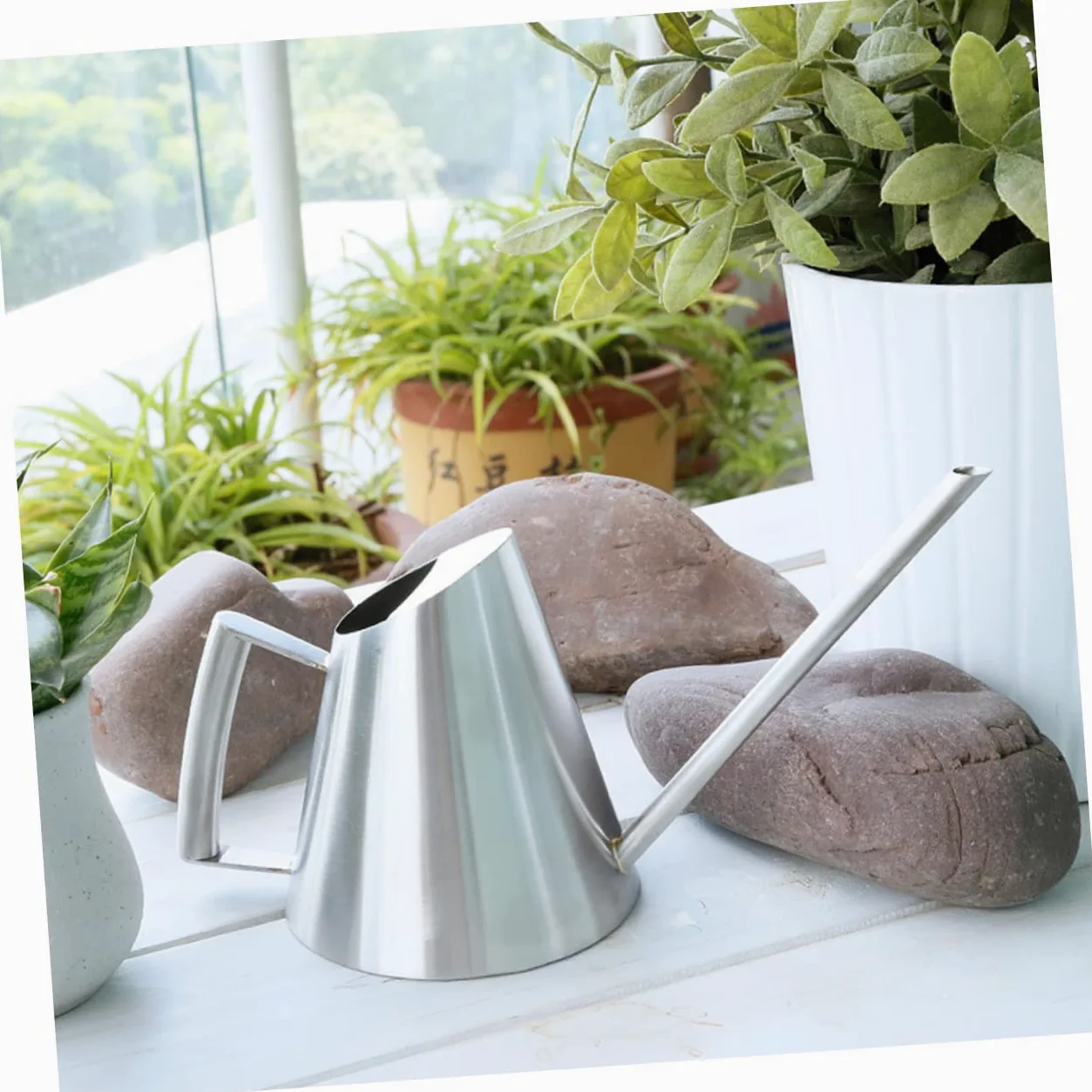Arrosoir Vintage en Acier Inoxydable 900ml Long Bec, Léger et Confortable pour Jardinage et Arrosage des Fleurs et Plantes