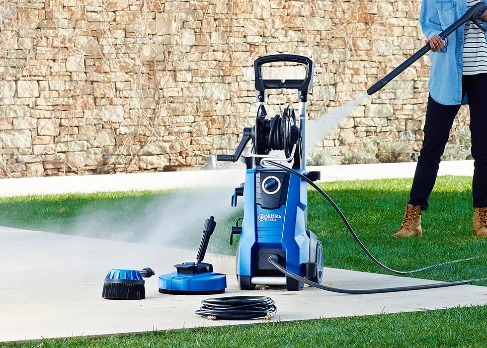 Nilfisk Nettoyeur Haute Pression E 145 Bars + Nettoyeur de Sols et Murs + Brosse + Déboucheur de canalisation (2100 W) 128471191