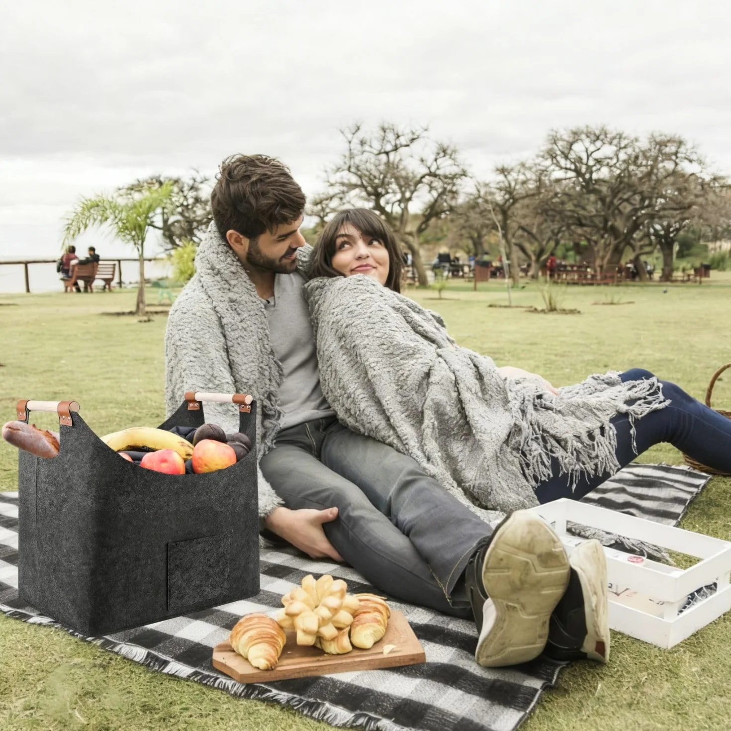 Panier à Bois en Feutre Pliable Gris Foncé avec Poche, Grand pour Intérieur Journaux et Jouets