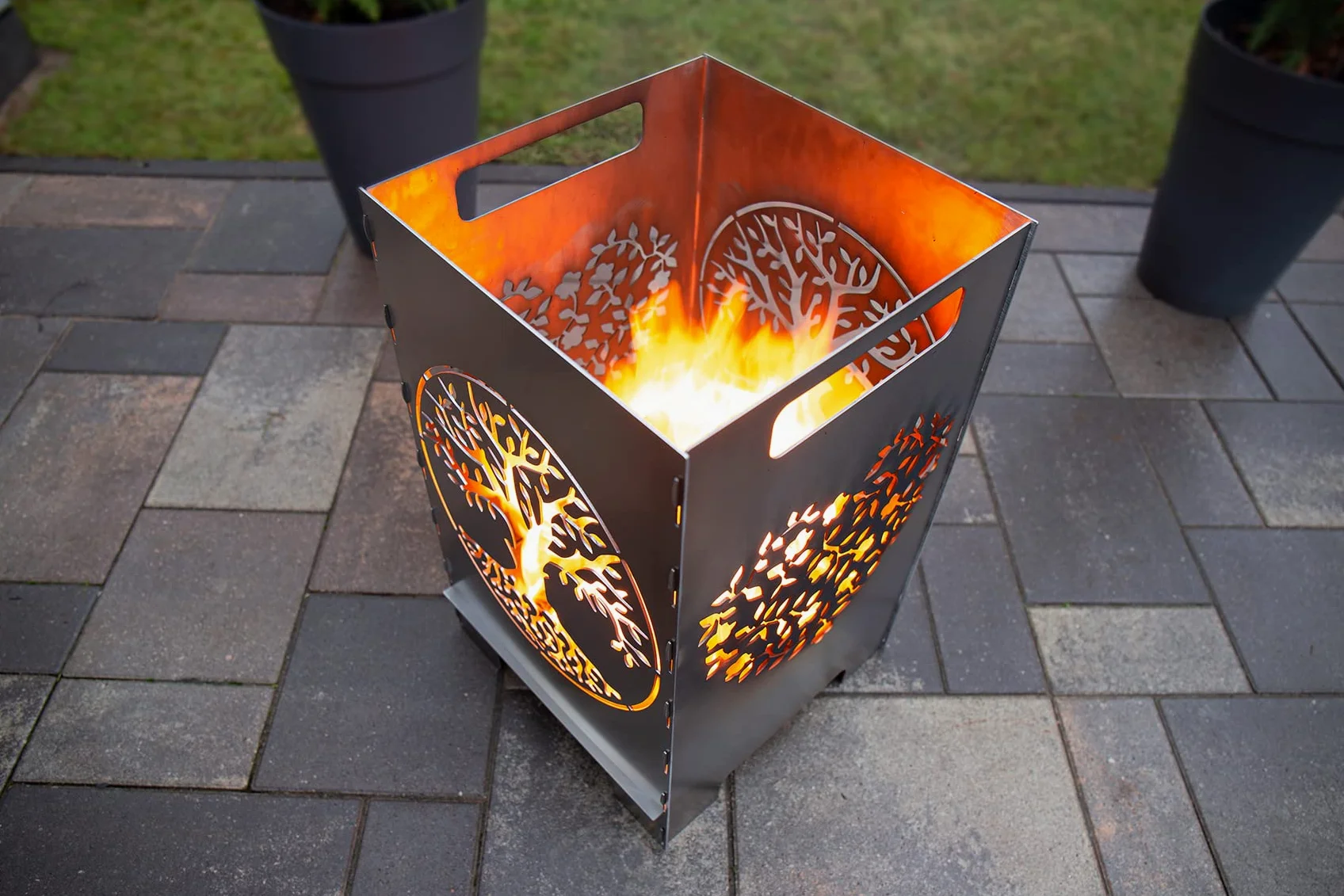 tuning-art FK01 Panier à feu Baril à feu Bol à feu, Grand, enfichable, Facile à Nettoyer 50x30x30, Taille:Coeur 45L