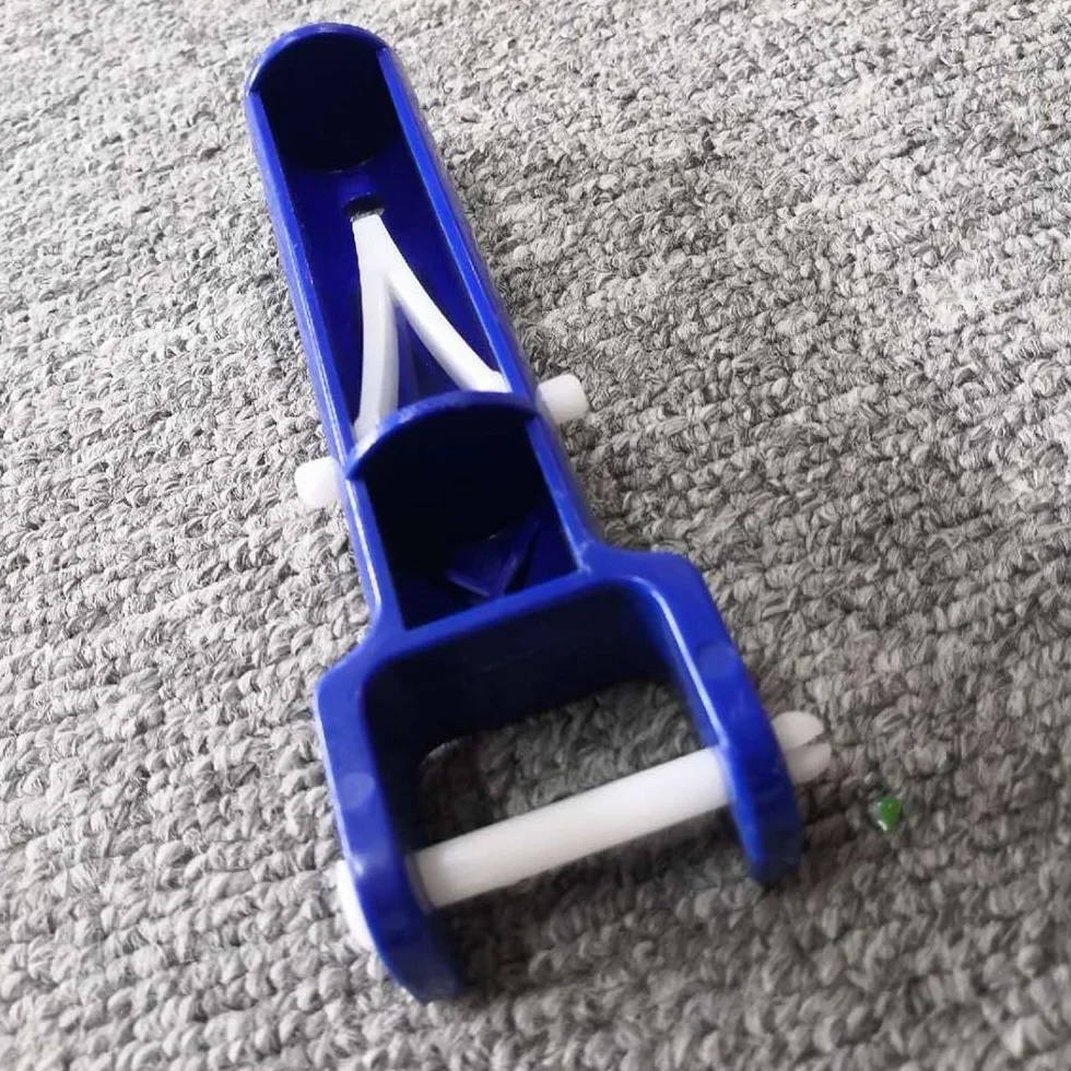 Tête de piscine pour aspirateur compatible avec poignée de joug, clip rapide