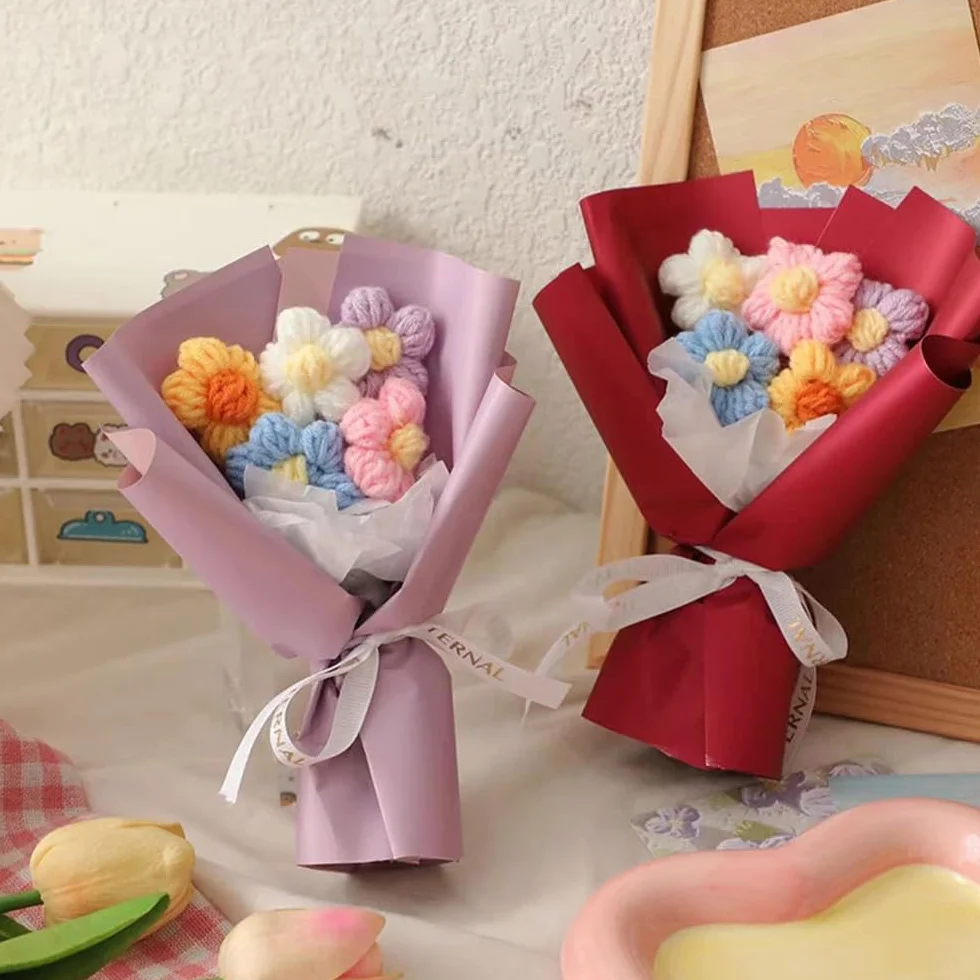 DONGKER Bouquet de Fleurs au Crochet 2 Pièces Kit Coloré pour Saint-Valentin Décoration Maison