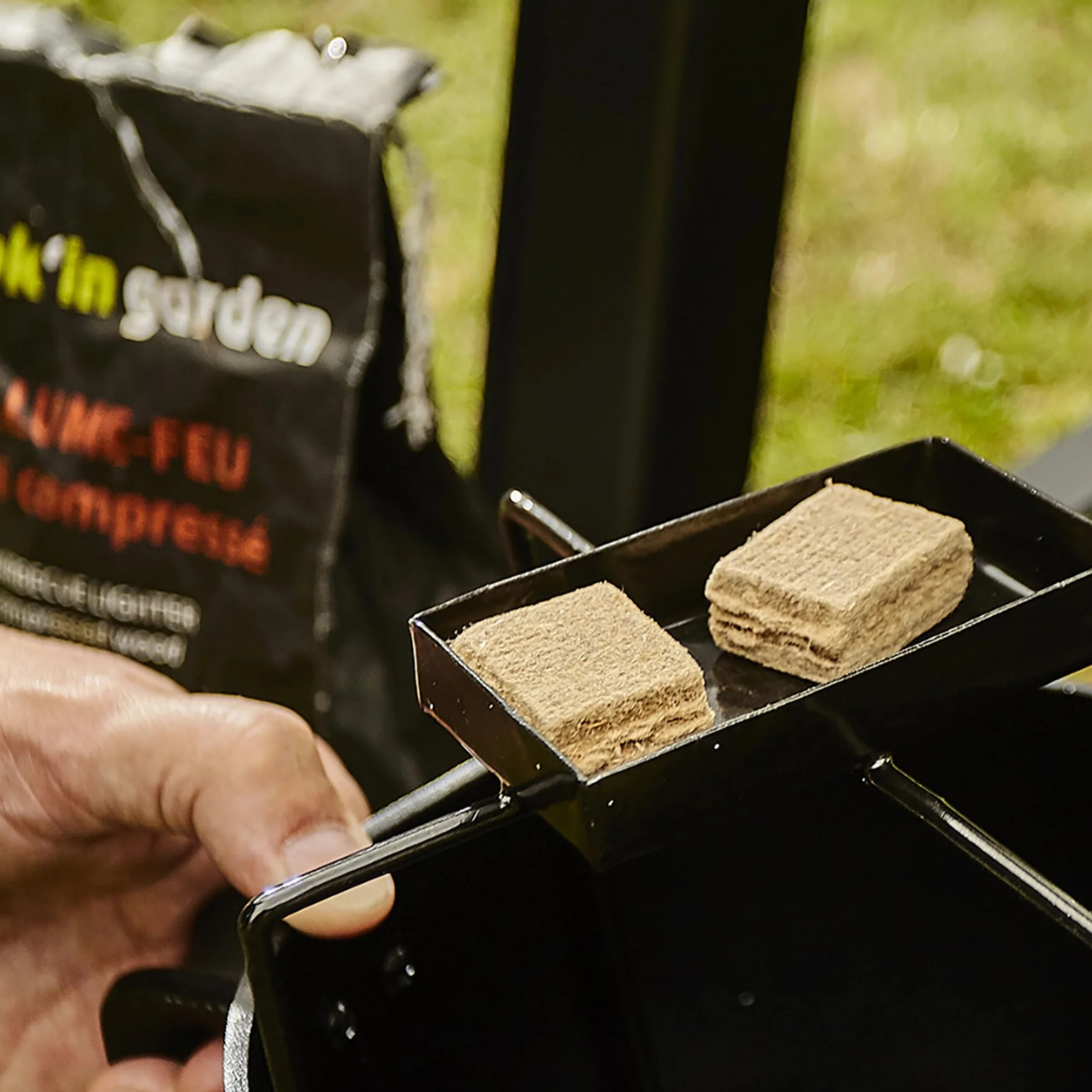 Cook’in Garden Allume-Feu Bois Compressé 72 Cubes 100% Naturels pour Barbecue Cheminée Brasero
