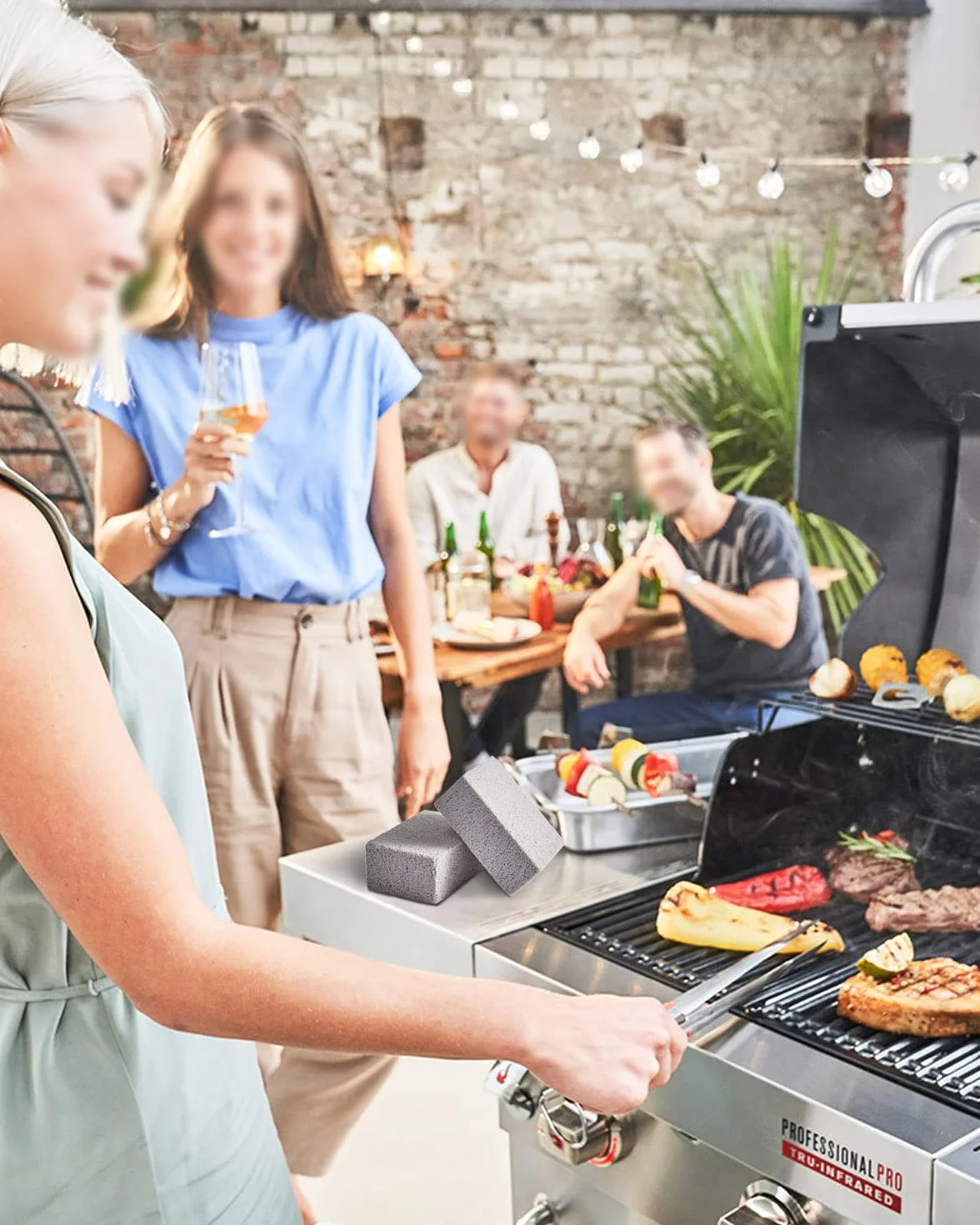 Lot de 4 Bloc Grill Pierre Ponce Nettoyage Écologique, Réutilisable Nettoyant pour Barbecue Grills Griddles Four Carreaux