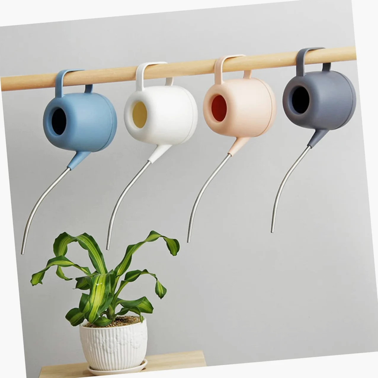 2 Pièces Arrosoir Long Bec Plastique pour Jardinage Outil de Pulvérisation pour Fleurs et Plantes Couleur Aléatoire pour Maison et Bureau Couleur