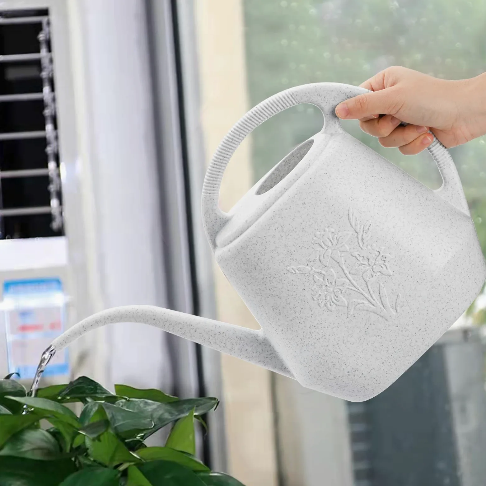 Fasmov Arrosoir en plastique de 3,8 l avec poignée confortable, arrosoir de jardin à long bec pour arroser les plantes d'intérieur et d'extérieur