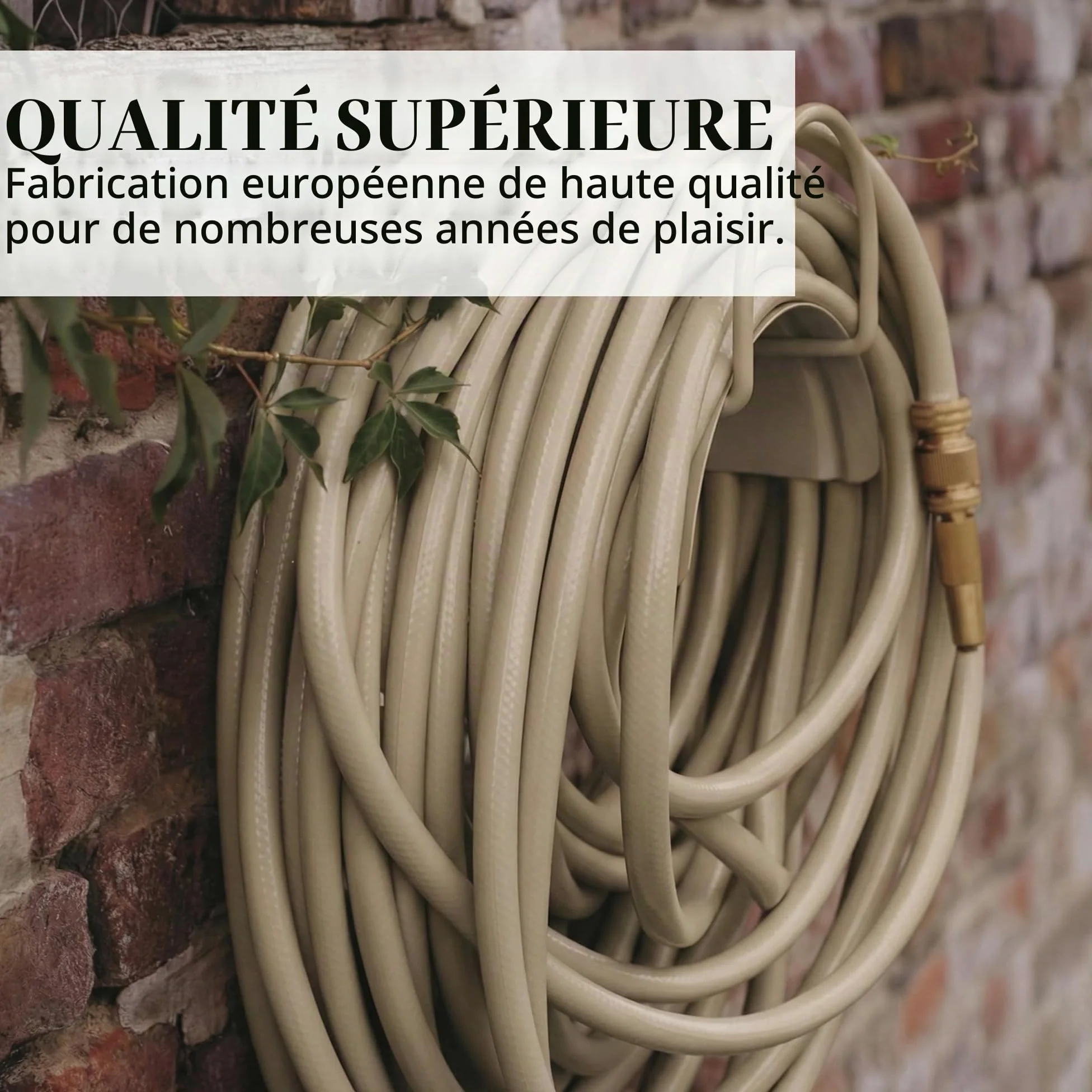 LIVLIG Tuyau d'Arrosage 30m Design – Tuyau Arrosage Flexible, 60% Recyclé, UV Résistant, Anti-Torsion, 1/2 Pouce, Beige