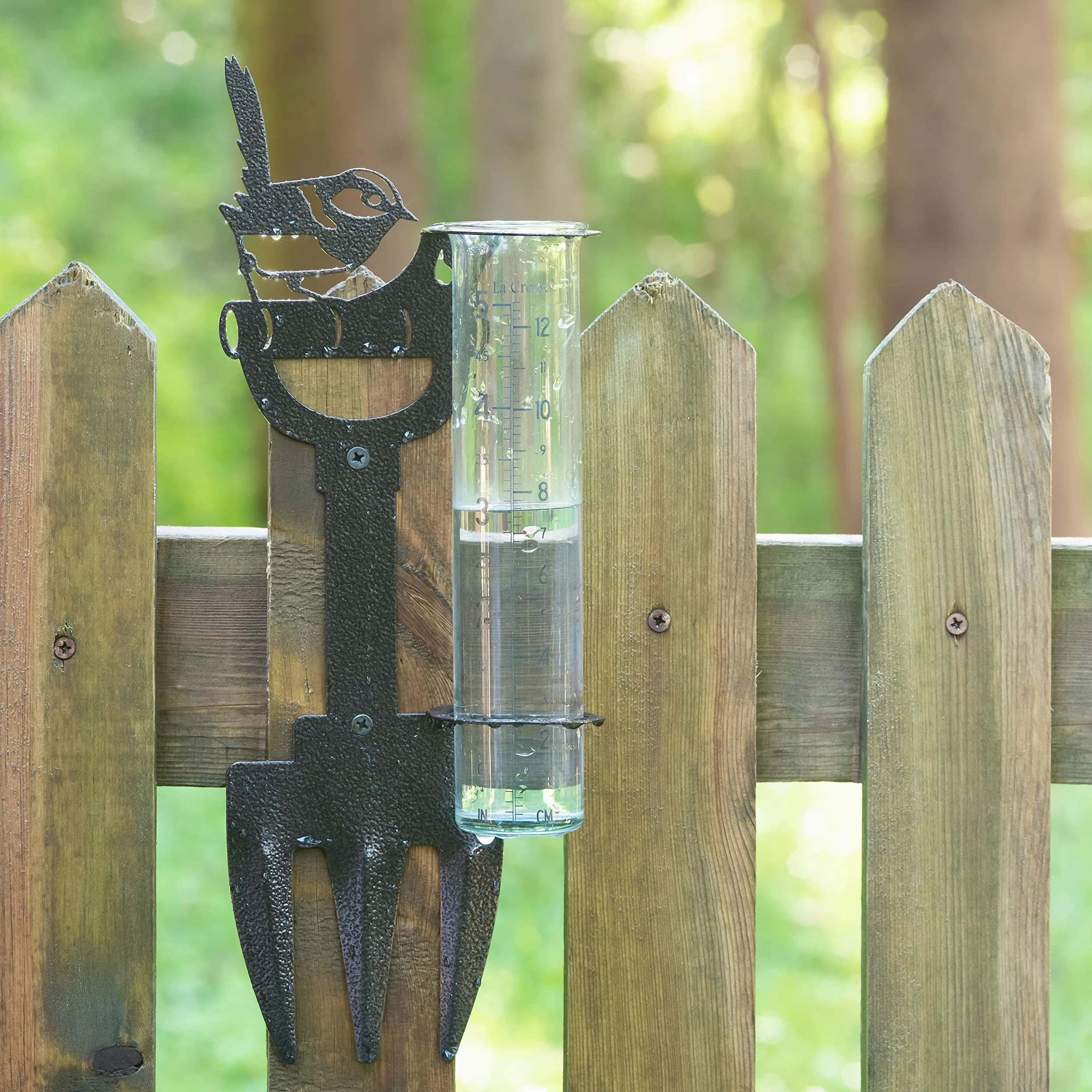 La Crosse 704-98937-INT Pluviomètre de Jardin en métal avec Tube en Verre de 12,7 cm Bronze martelé