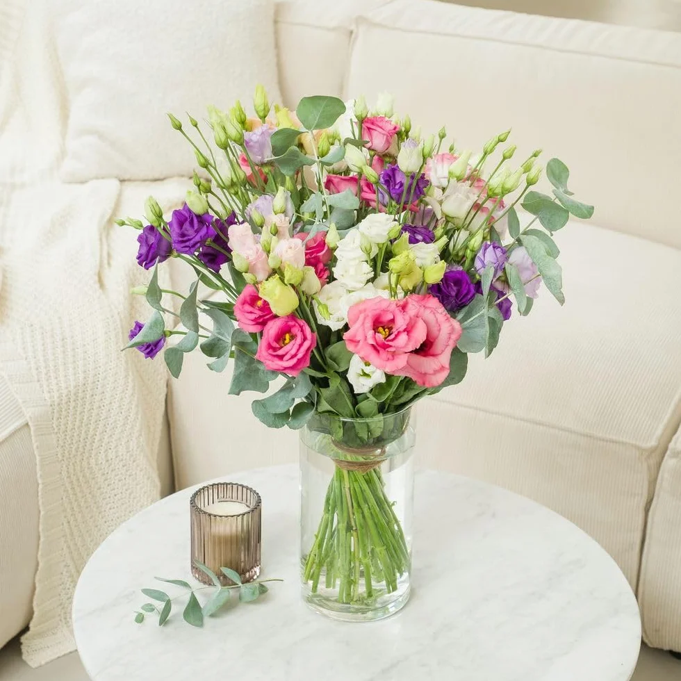 Bouquet de Lisianthus Rose Blanc Violet Fleurs Fraîches Saison Cadeau Anniversaire