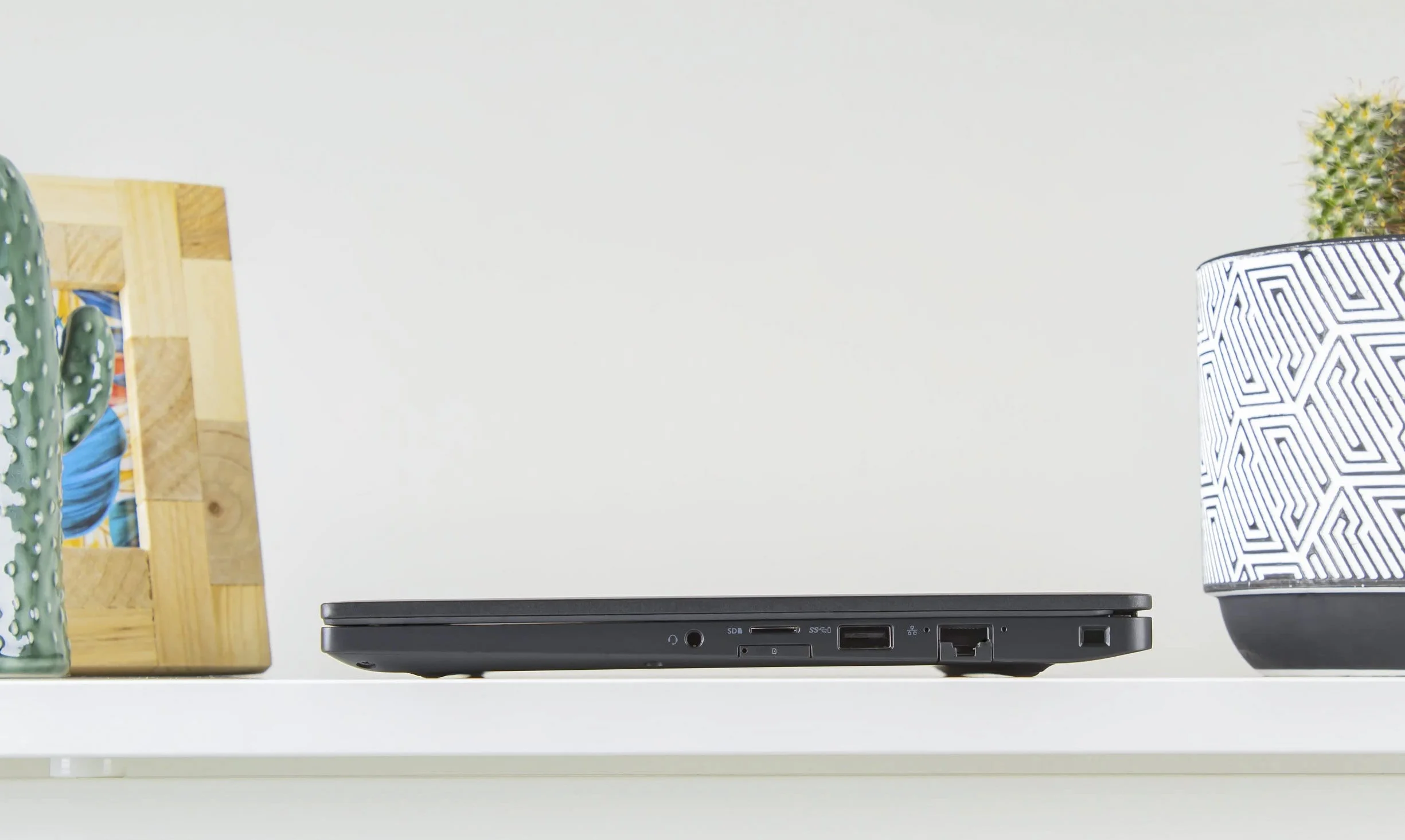 Dell Latitude 7280 Core i5 6Gen 12,5" HD 8 Go 256 Go SSD Windows 10 Ordinateur portable professionnel reconditionné