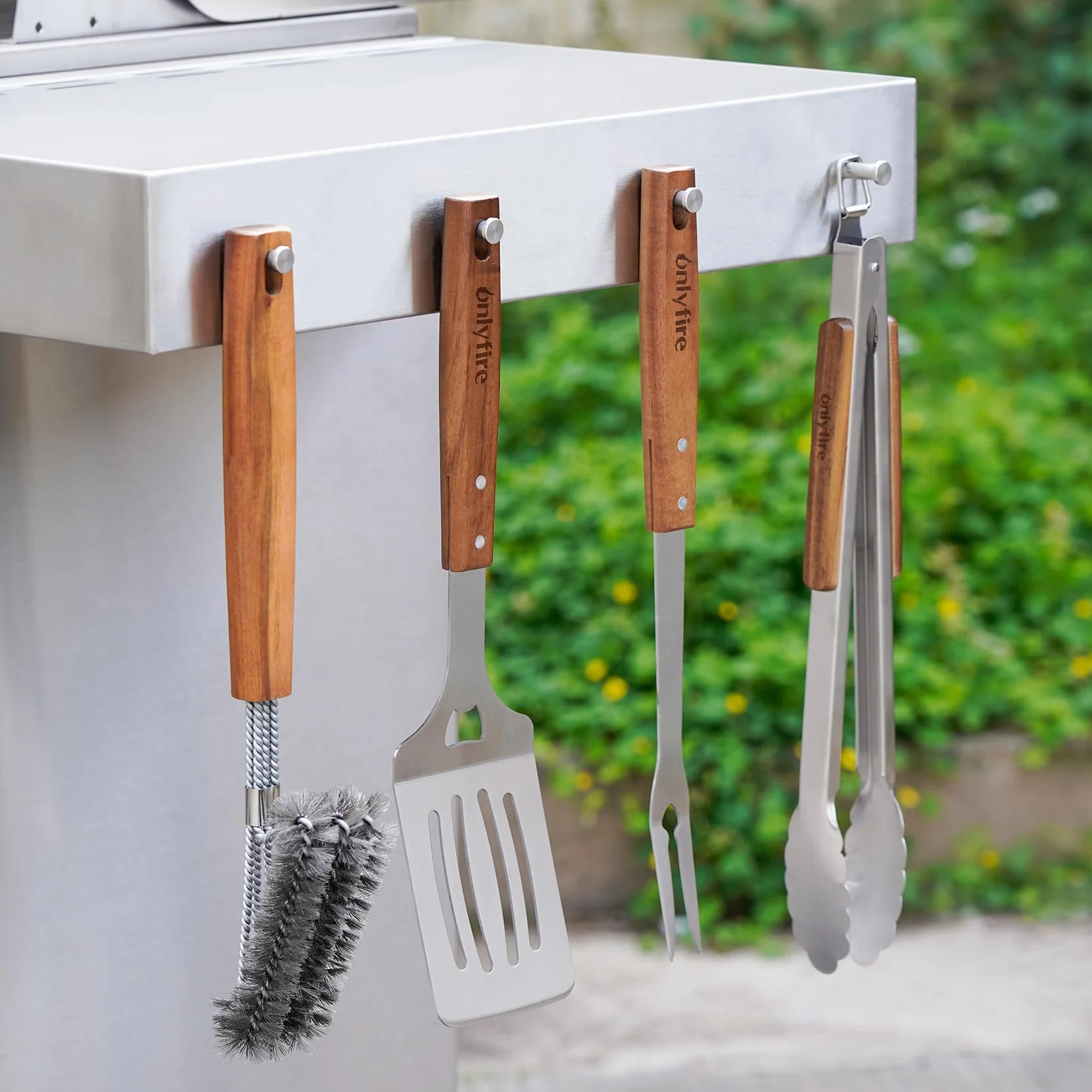 Onlyfire Set de Ustensiles pour Barbecue en Acier Inoxydable, 4 Pièces avec Poignées en Bois