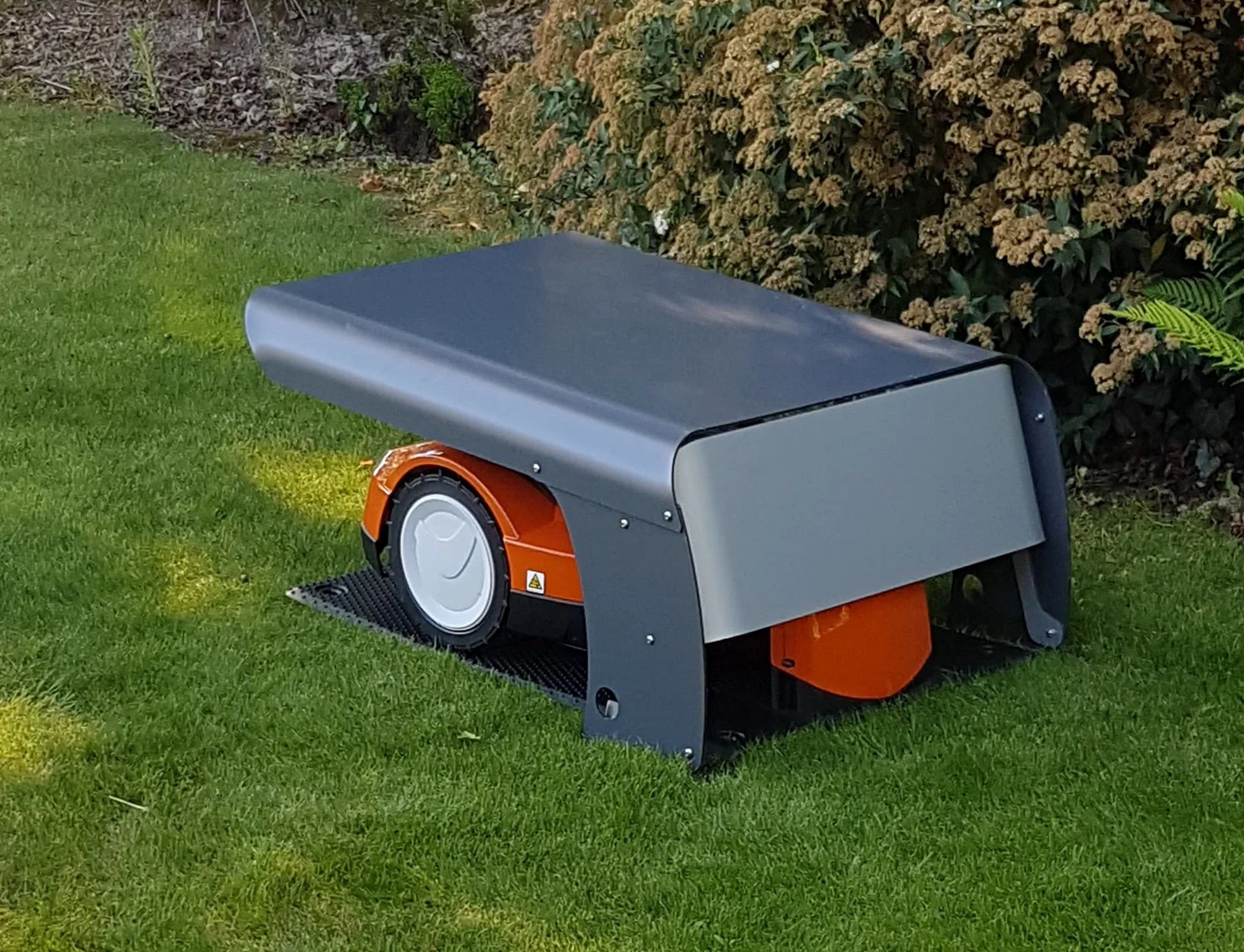 Ratioparts Robot Protect Garage XL pour Robot Tondeuse Anthracite