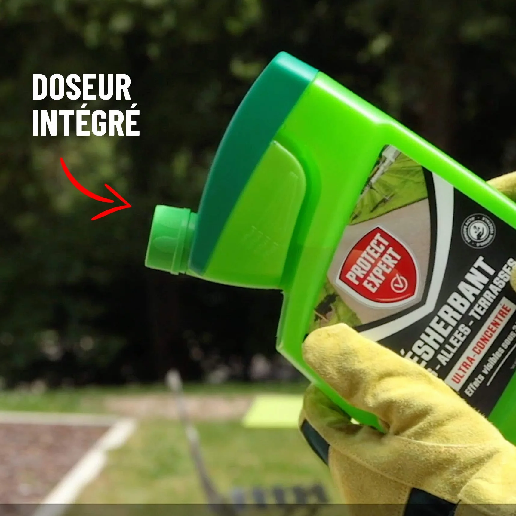 PROCOURB400 Désherbant Grandes Cours Ultra Concentre 400 ML