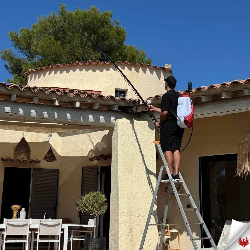 PHOENIX Dorsal Sprayer Evo | Pulverisateur Electrique 16L | Batterie Lithium 18V 4Ah | Autonomie 3h | Portée Jusqu’à 10m | Pulverisateur à Dos Professionnel avec Jeu de 4 Buses