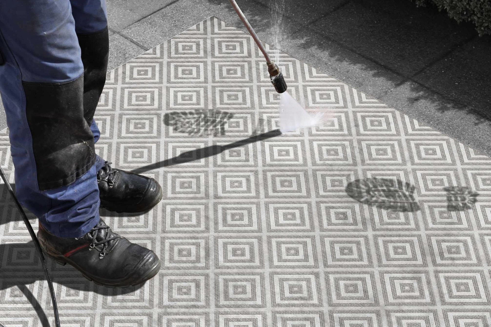 NORTHRUGS Tapis d'intérieur et d'extérieur à Carreaux, 80 x 150 cm, résistant aux intempéries, Moderne, Motif géométrique, à Carreaux, Design Allover, pour Balcon, terrasse, Jardin, Jardin d'hiver