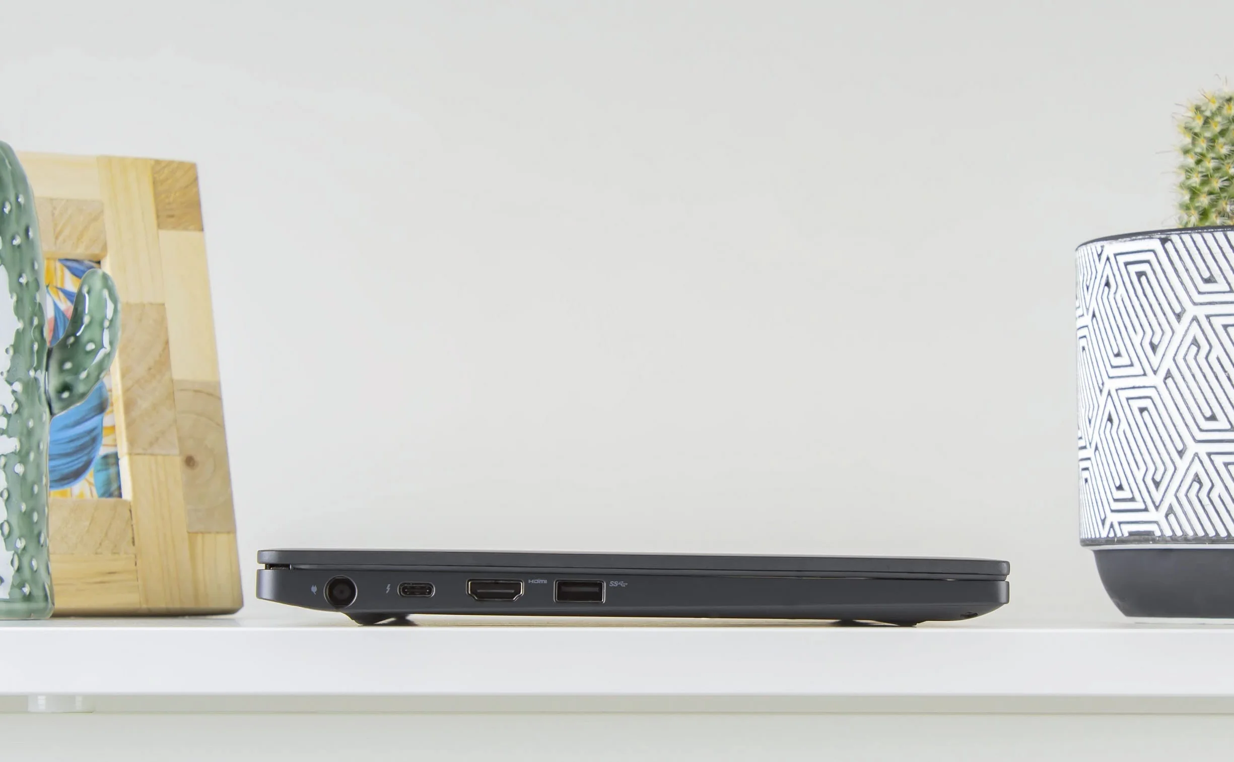 Dell Latitude 7280 Core i5 6Gen 12,5" HD 8 Go 256 Go SSD Windows 10 Ordinateur portable professionnel reconditionné