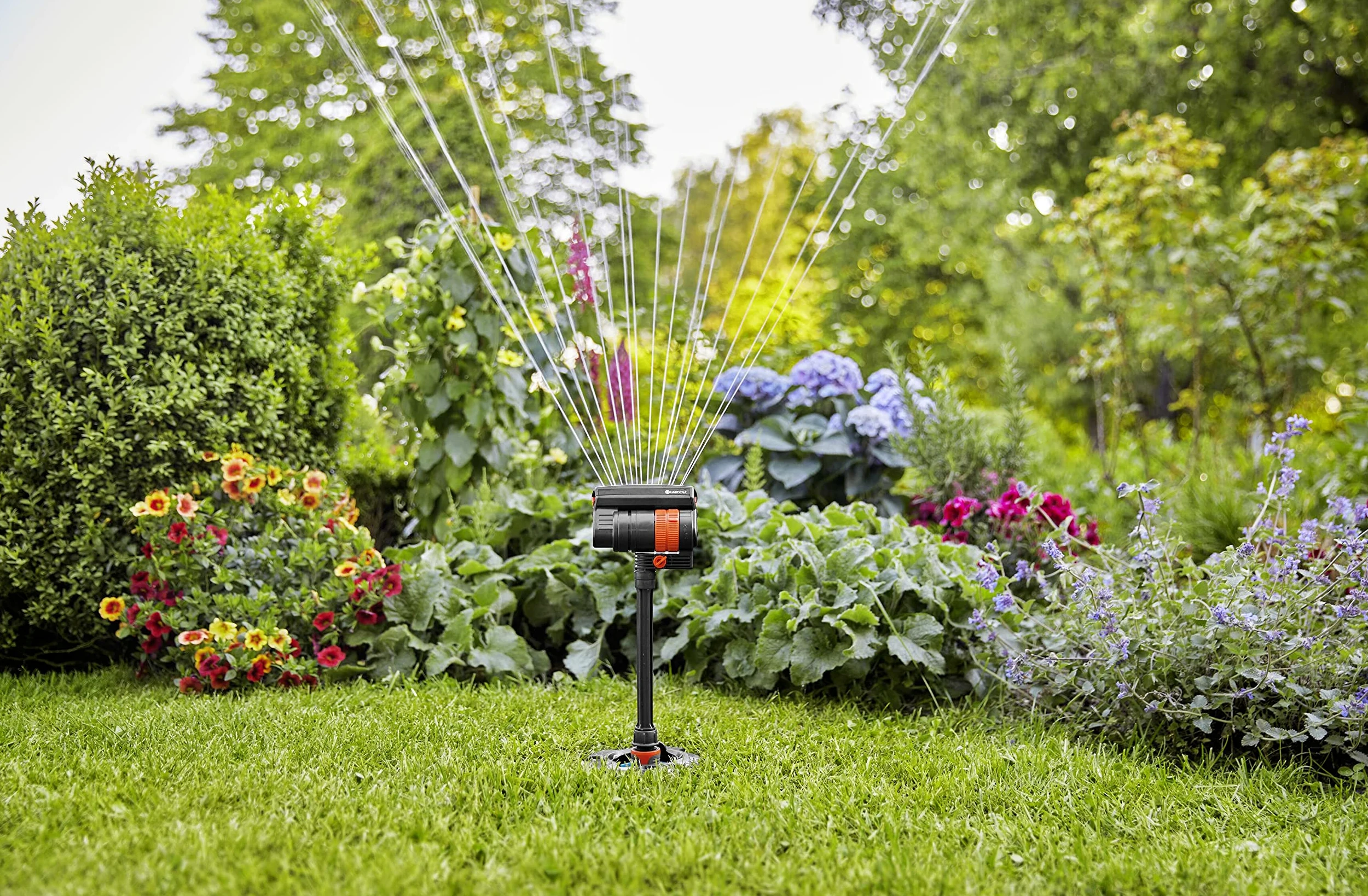 Gardena Arrosage enterré Pipeline Arroseur oscillant: pour irriguer des Surfaces Jusqu’à 216 m², portée Jusqu’à 18 m, Largeur d’arrosage Jusqu’à 12 m, Original Gardena pièce système (08251-20)