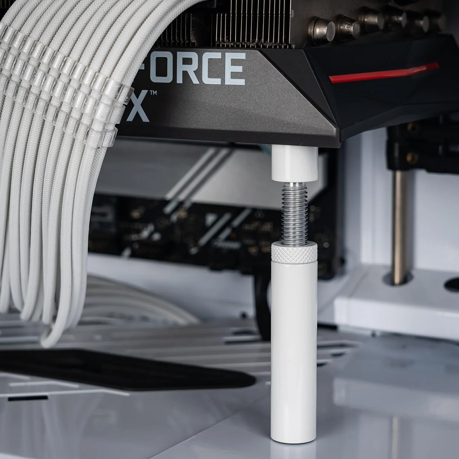 Support Carte Graphique GPU Aluminium Blanc L(74mm-120mm)
